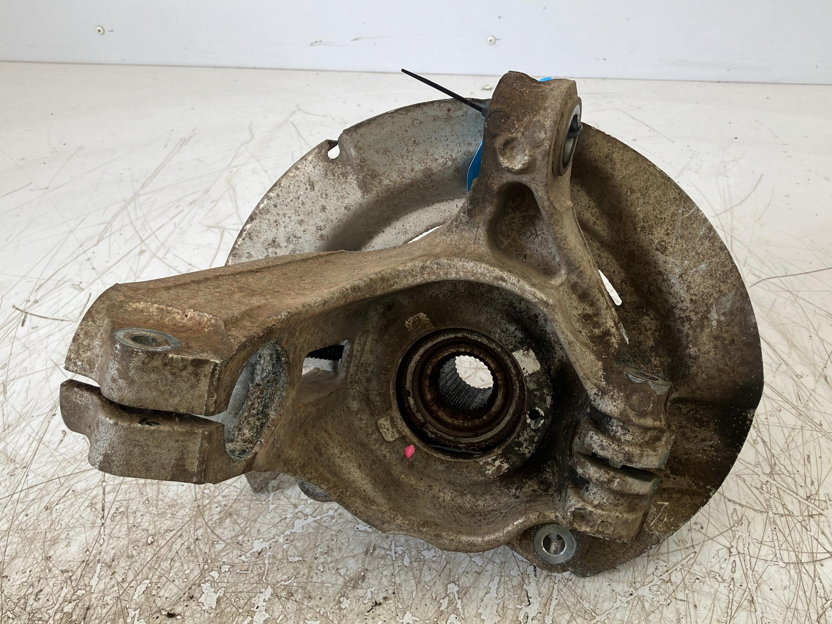 Axle stub right front LAND ROVER Discovery Sport (L550) 2.2 D 4WD  140 kW  190 PS (09.2014-> )