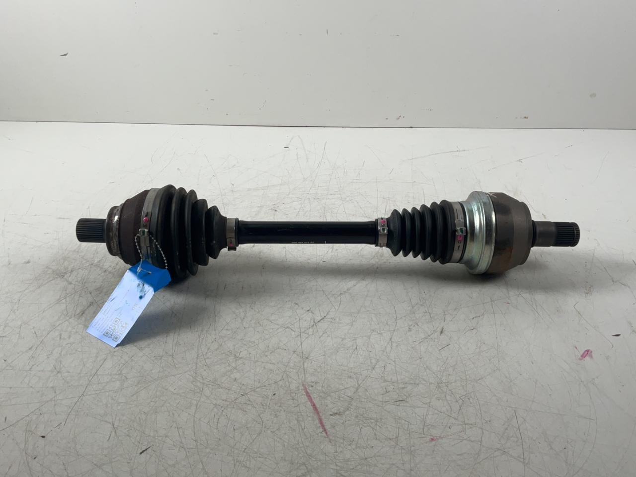 Aandrijfas SONSTIGER HERSTELLER Tiguan II (AD) 2.0 TSI 4motion  132 kW  180 PS (01.2016-> )