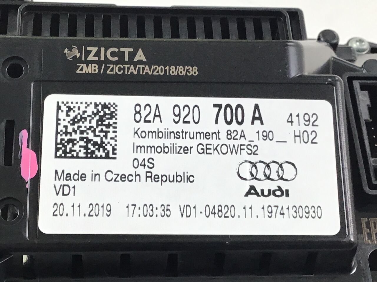Tachometer AUDI A1 Sportback (GBA) 30 TFSI  85 kW  116 PS (07.2018-> )