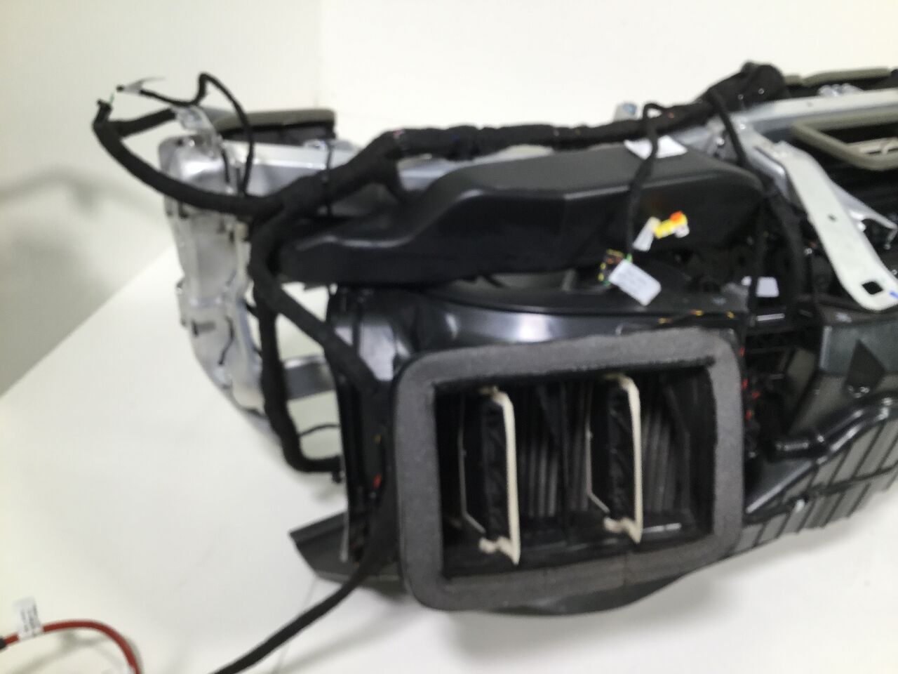 Heater AUDI A8 (4N) 55 TFSI Mild Hybrid quattro  250 kW  340 PS (06.2017-> )