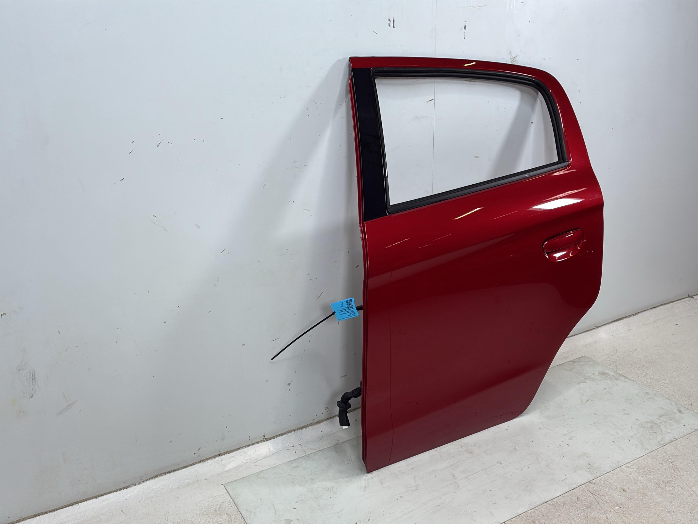 Tür links hinten MITSUBISHI Space Star VI Schrägheck (A0) 1.2  52 kW  71 PS (08.2020-> )