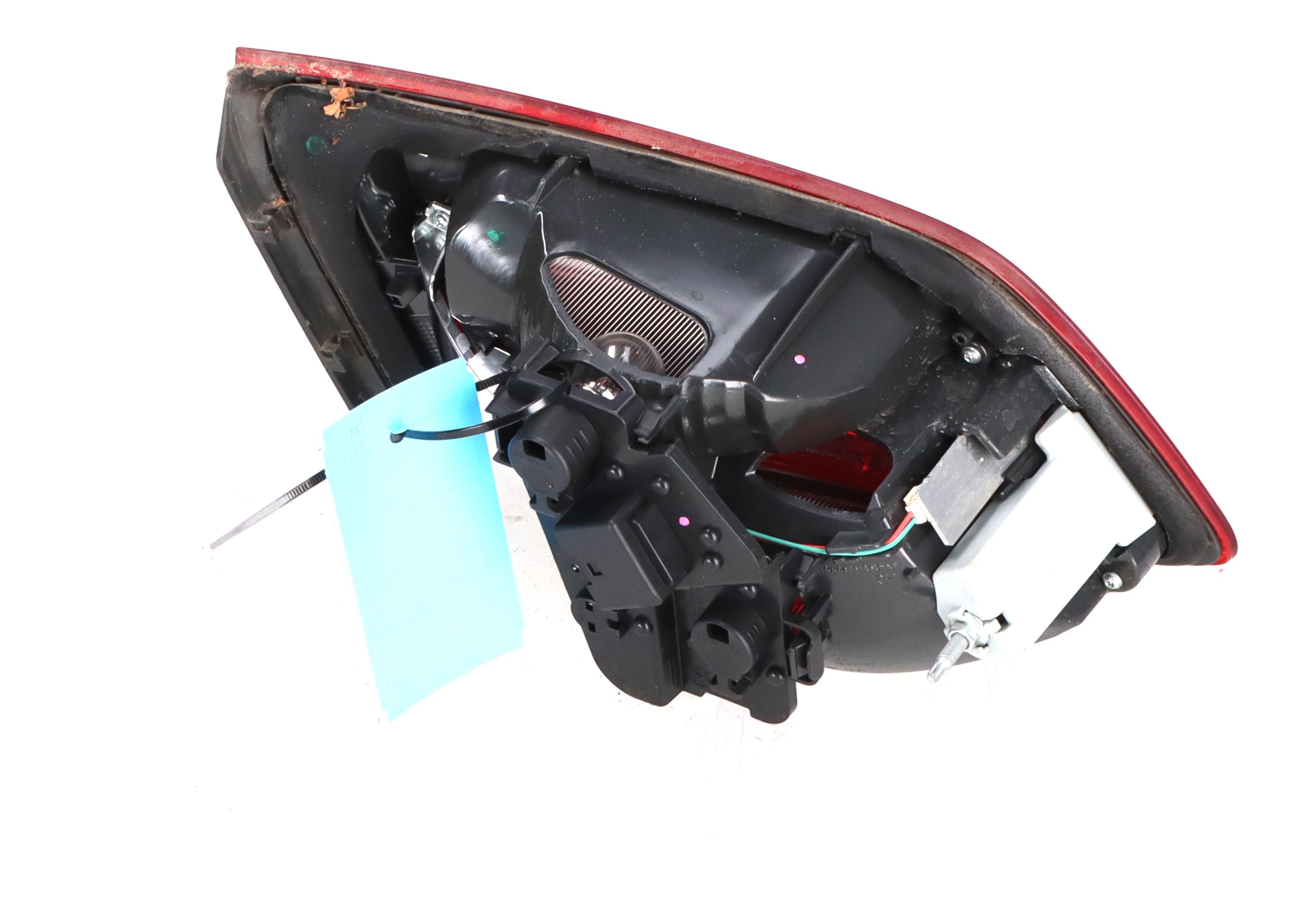 Feu arrière intérieur droit BMW 2er Active Tourer (F45) 218d  110 kW  150 PS (11.2013-> )