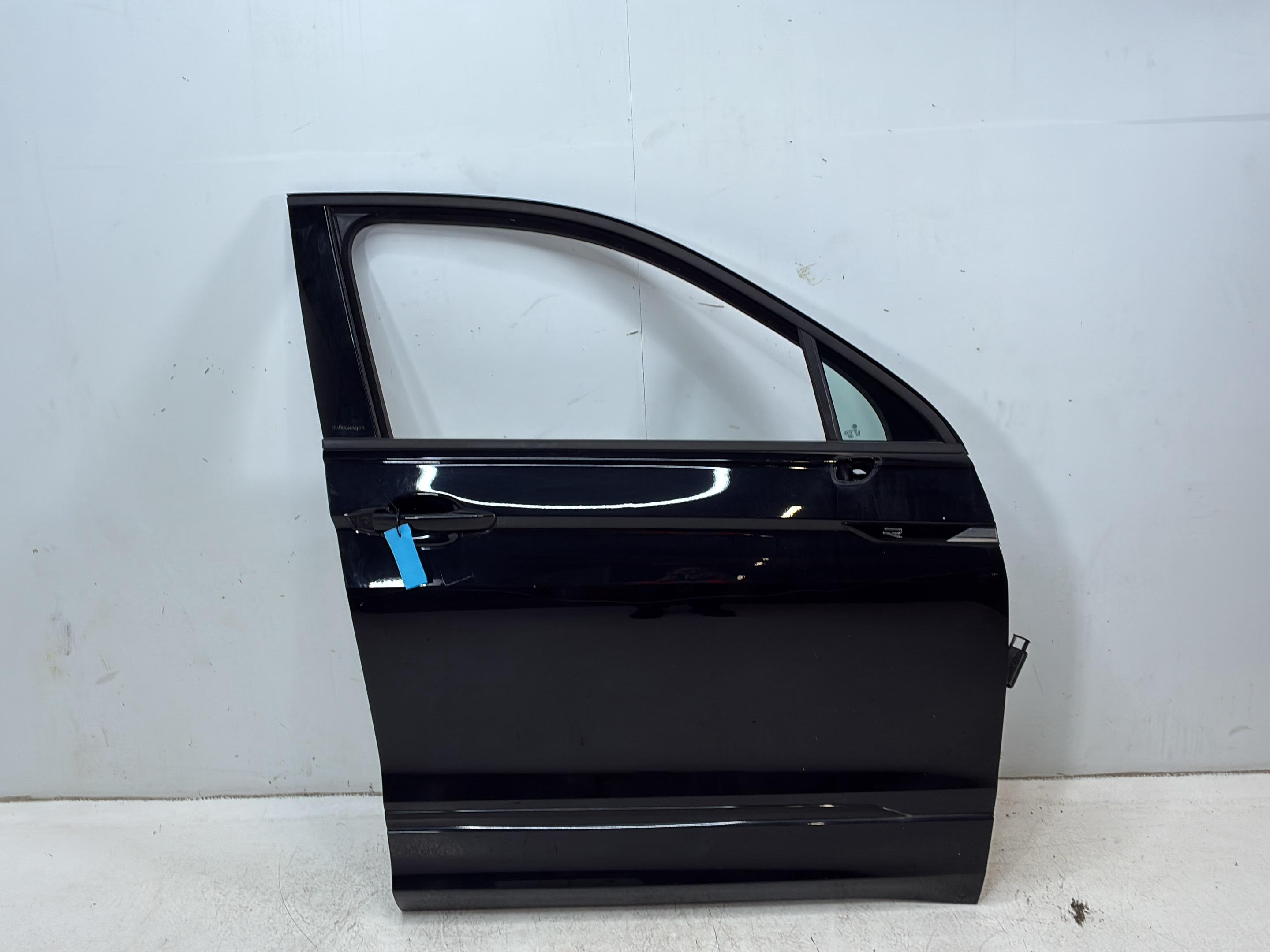 Door right front VW Tiguan Allspace (BW2) 2.0 TDI 4motion  147 kW  200 PS (06.2020-> )