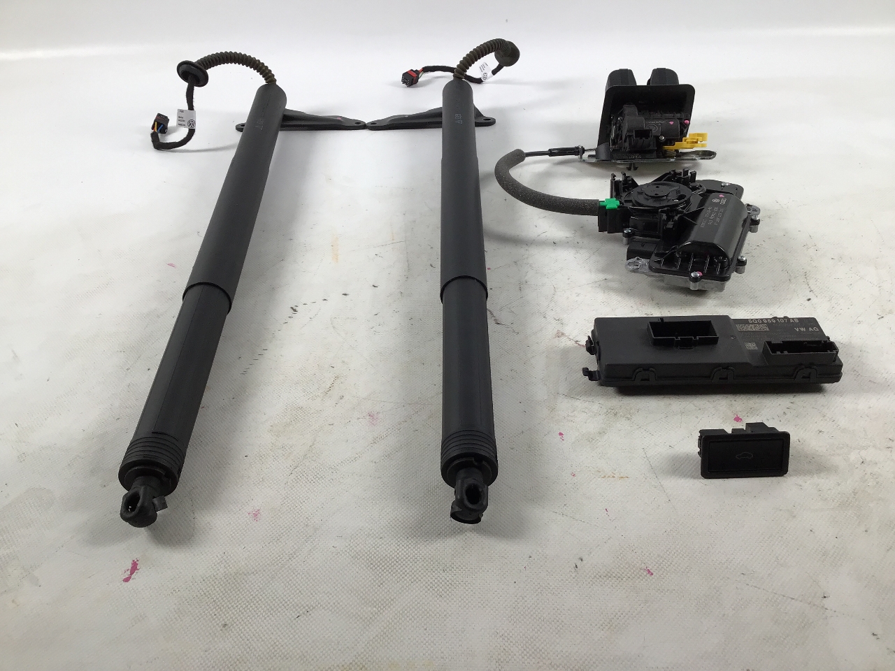 Set pentru hayon electric VW Arteon (3H) 2.0 TSI 4motion  200 kW  272 PS (09.2018-> )