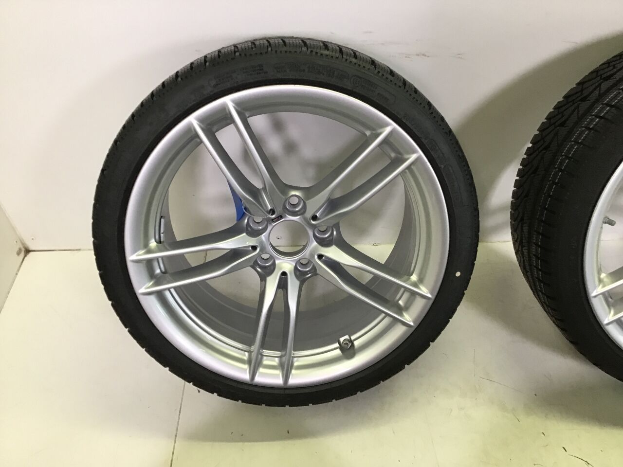 Entire wheel BMW 4er Cabriolet (F33, F83) M4 GTS  368 kW  500 PS (03.2016-02.2017)