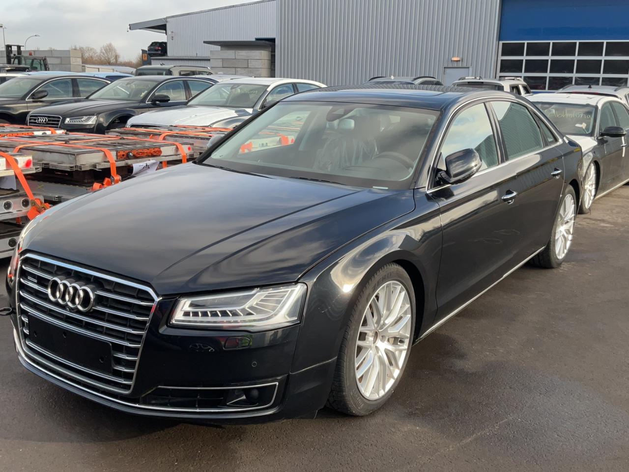 A8 (4H) 4.0 TFSI quattro
