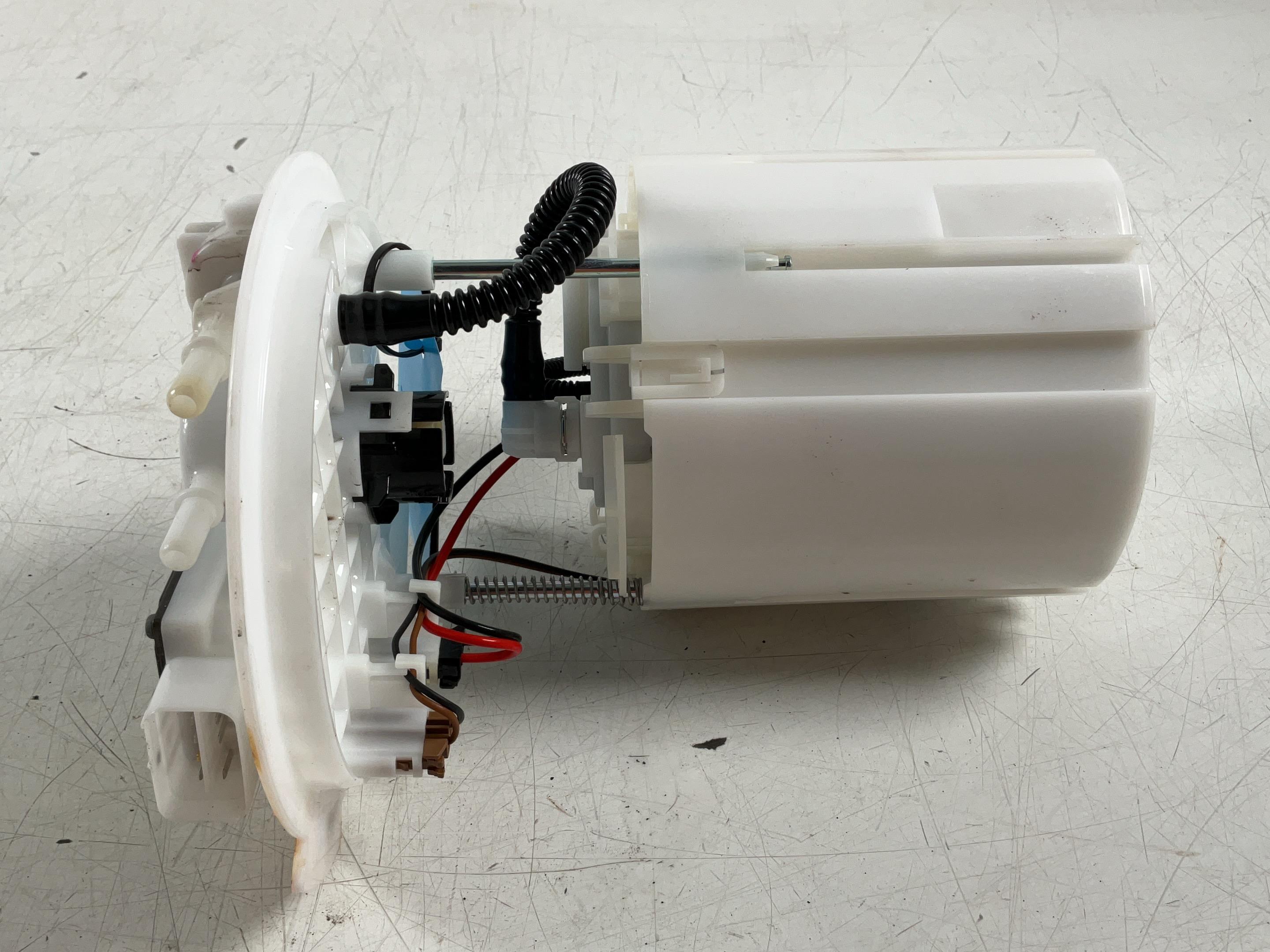 Fuel pump KIA Ceed 3 (CD) 1.5 T-GDi  118 kW  160 PS (01.2021-> )