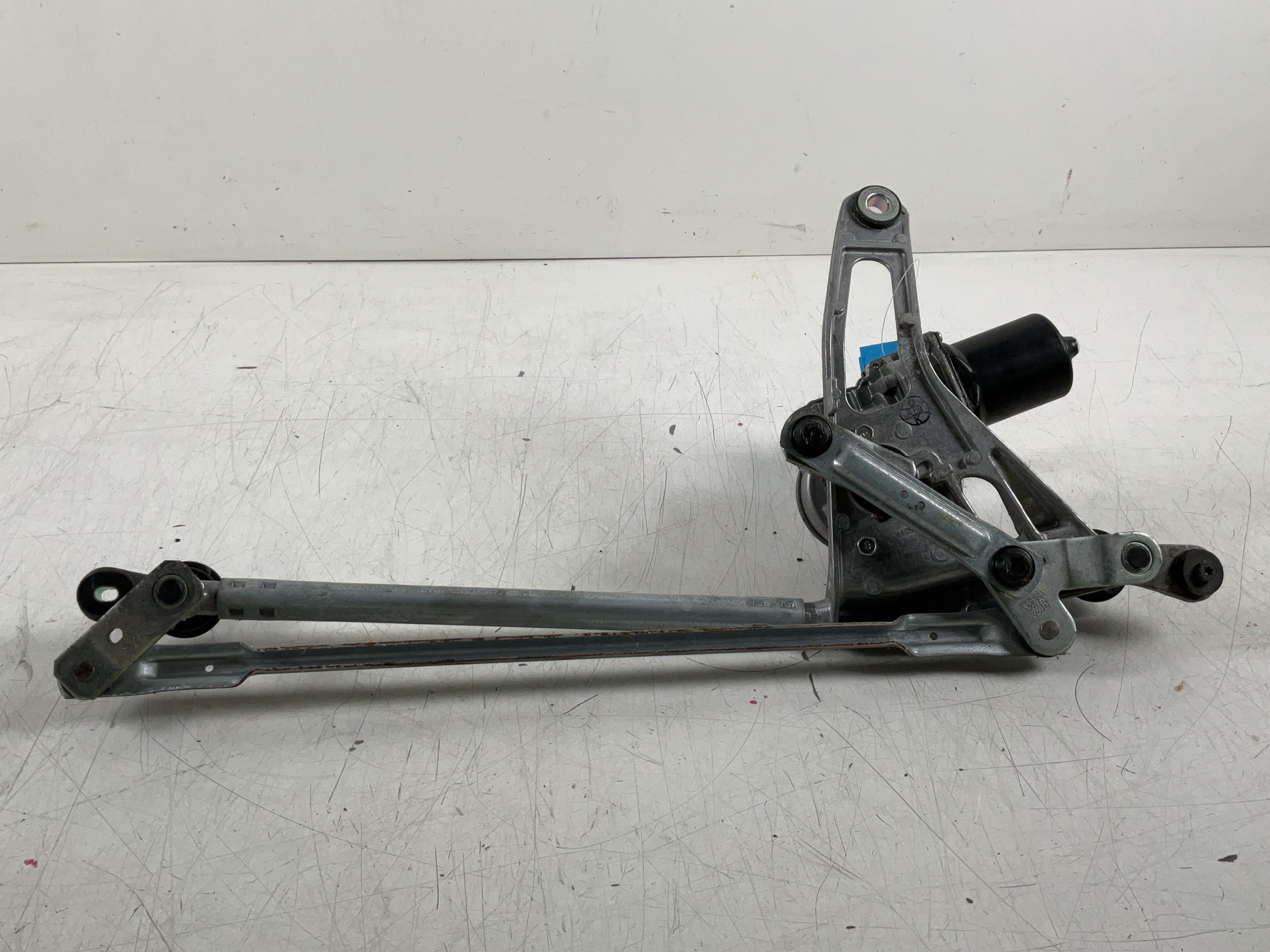 Wiper motor front AUDI A5 Sportback (F5) 2.0 TDI  140 kW  190 PS (09.2016-> )