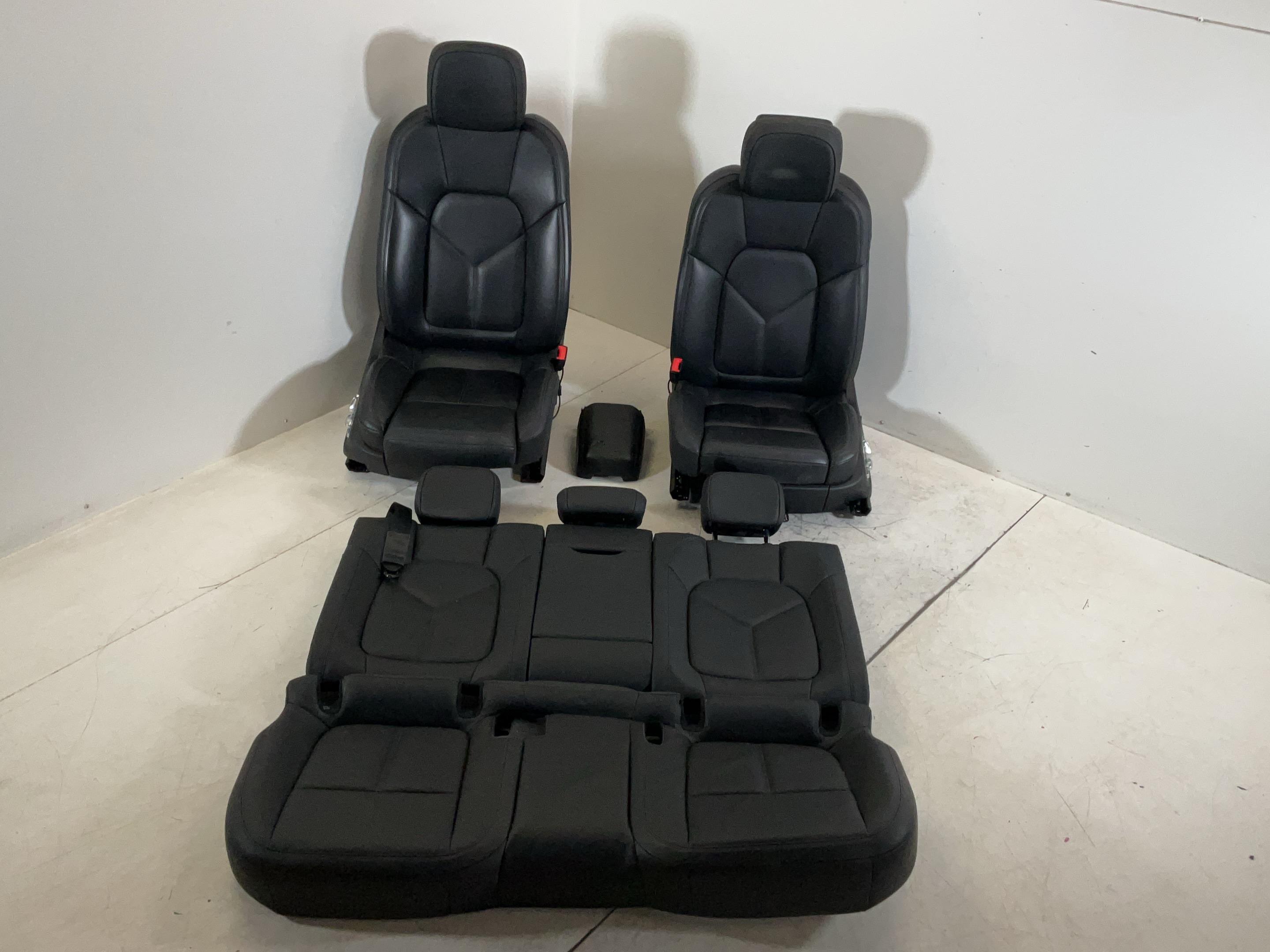 Accesorii interioare PORSCHE Macan 1 (95B) 2.0  180 kW  245 PS (10.2018-> )