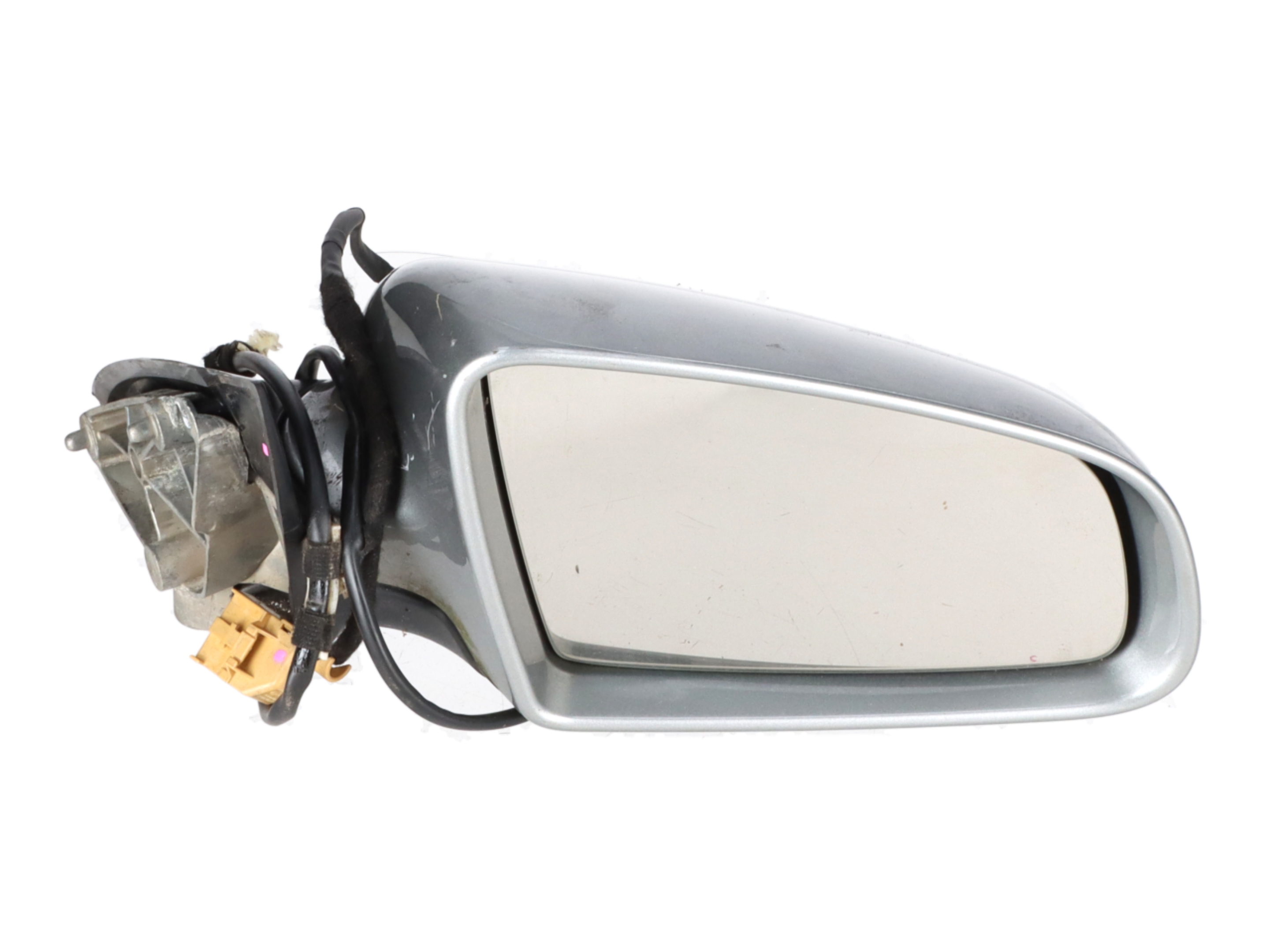 Rétroviseur extérieur droite AUDI A4 Avant (8E, B6) 1.9 TDI  96 kW  131 PS (09.2001-12.2004)