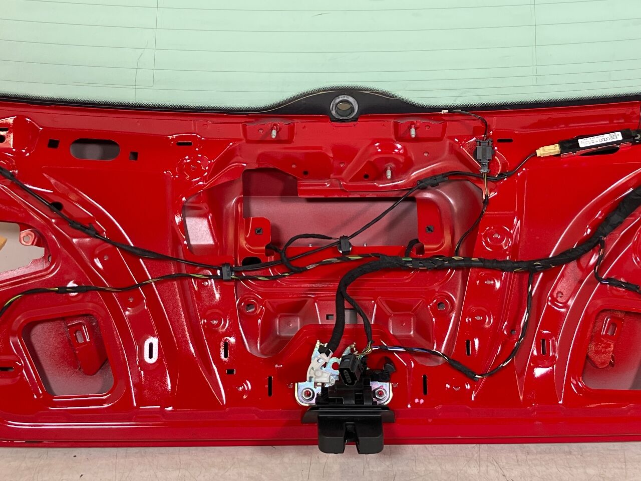 Achterklep / kofferdeksel AUDI A3 Sportback (8V) 1.0 TFSI  85 kW  115 PS (07.2016-> )
