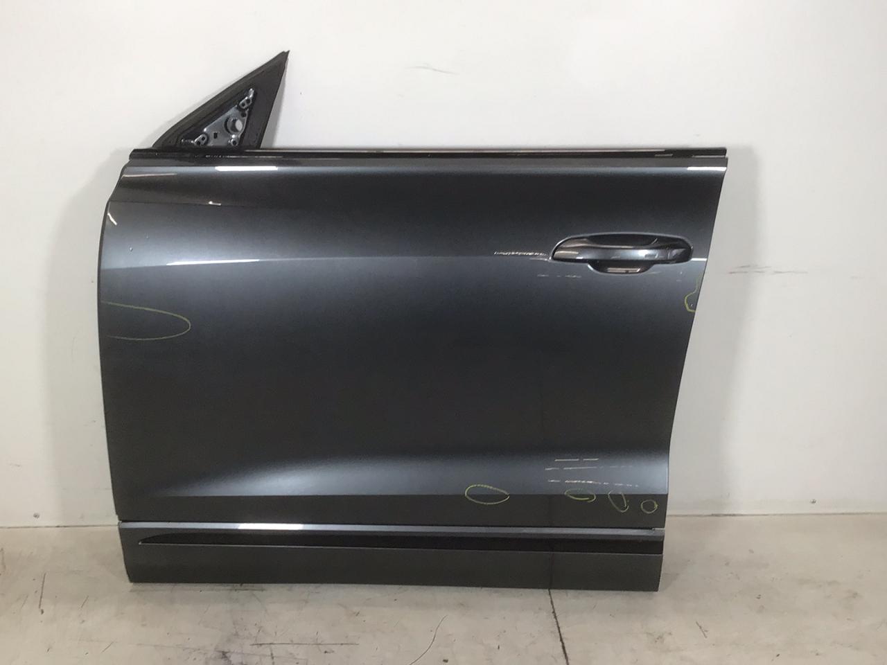 Door left front AUDI Q8 (4M) 60 TFSI e quattro  360 kW  489 PS (04.2024-> )