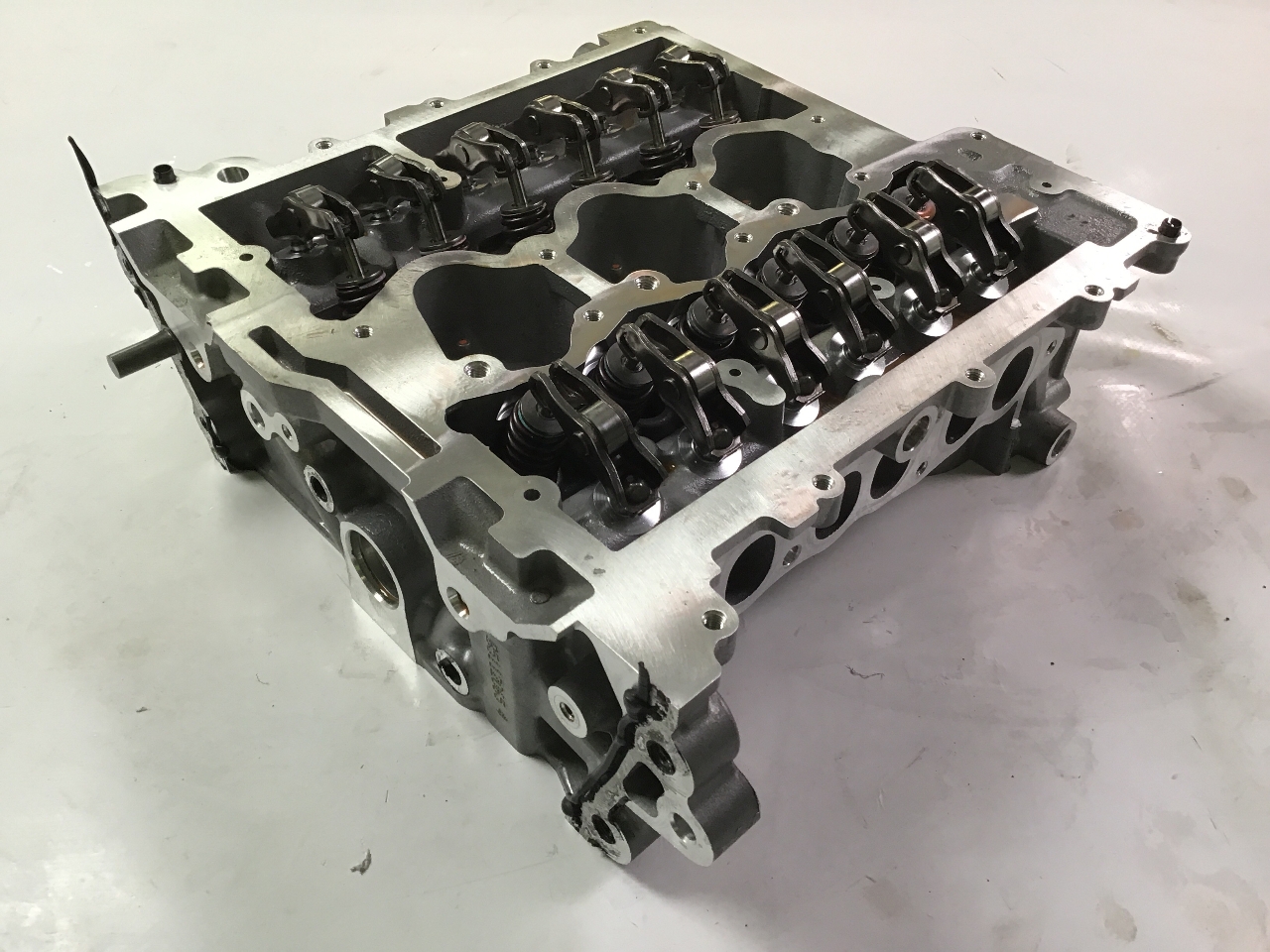 Zylinderkopf FORD Fiesta VII (HJ, HF) 1.0 EcoBoost  70 kW  95 PS (12.2019-> )