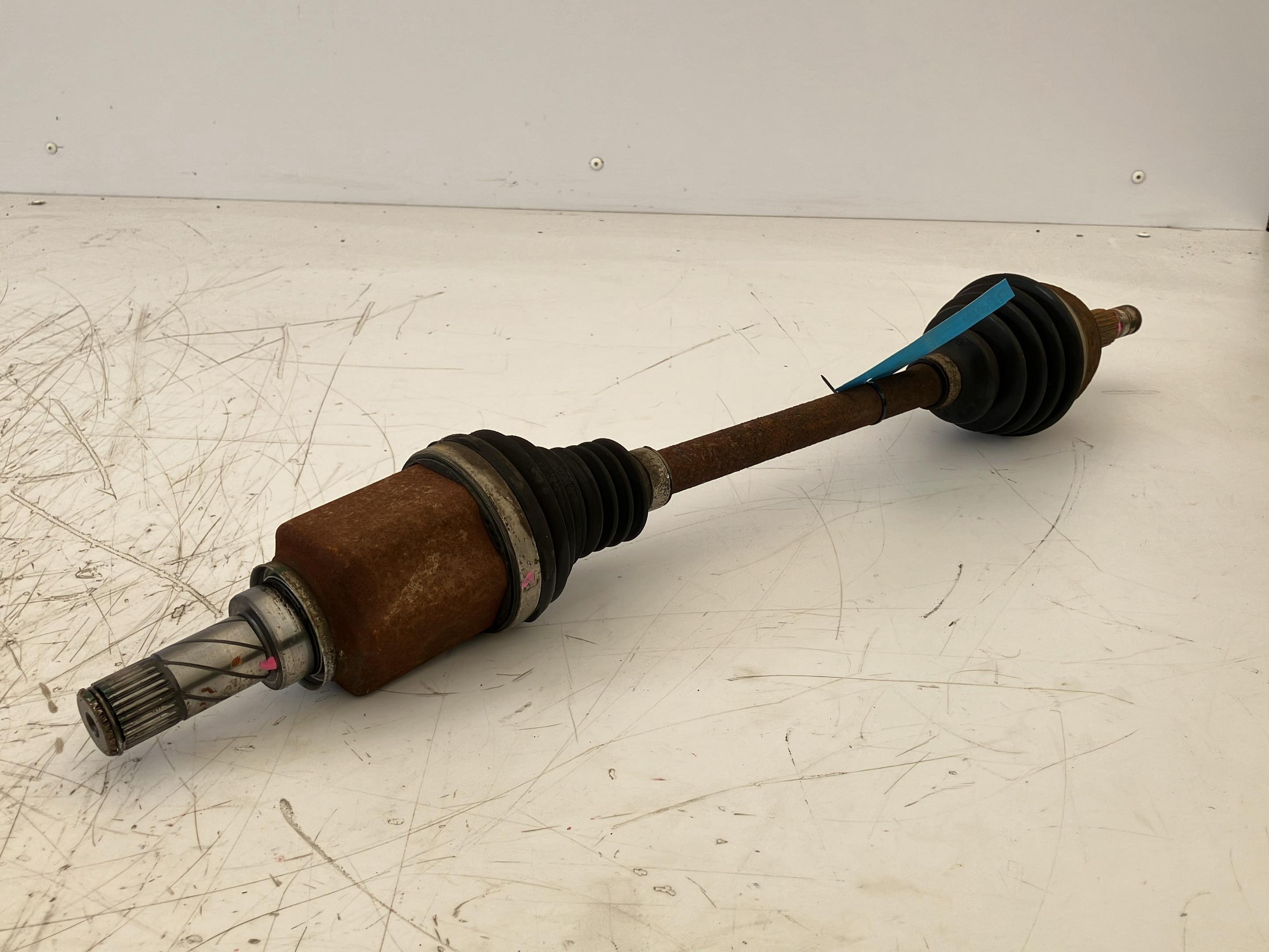 Drive shaft left front DACIA Sandero II (SD) 1.5 dCi  66 kW  90 PS (10.2012-> )