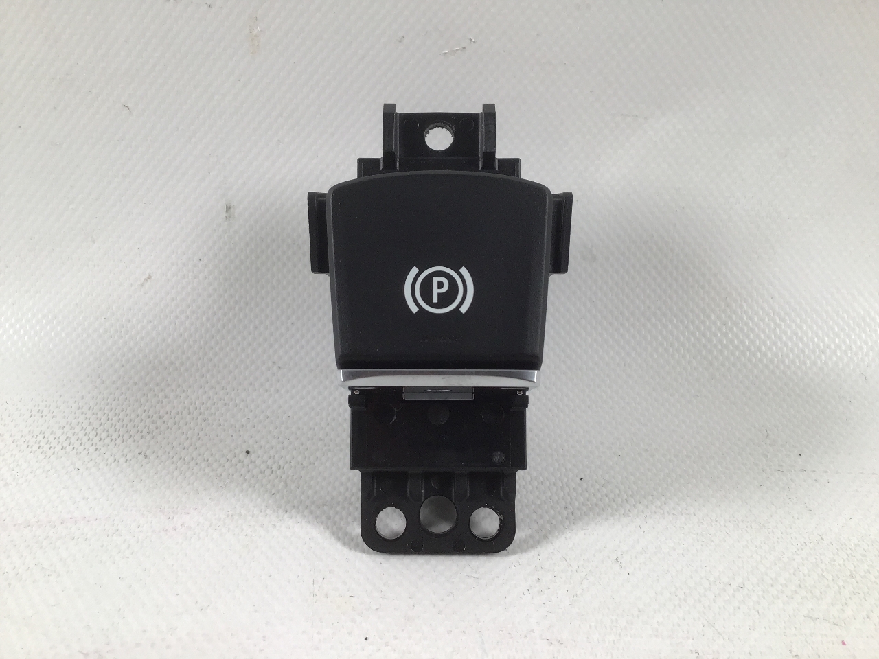 Switch for fixing brake TOYOTA Supra (DB) 3.0 GR  250 kW  340 PS (03.2019-> ) Switch for fixing brake TOYOTA Supra (DB) 3.0 GR  250 kW  340 PS (03.2019-> )