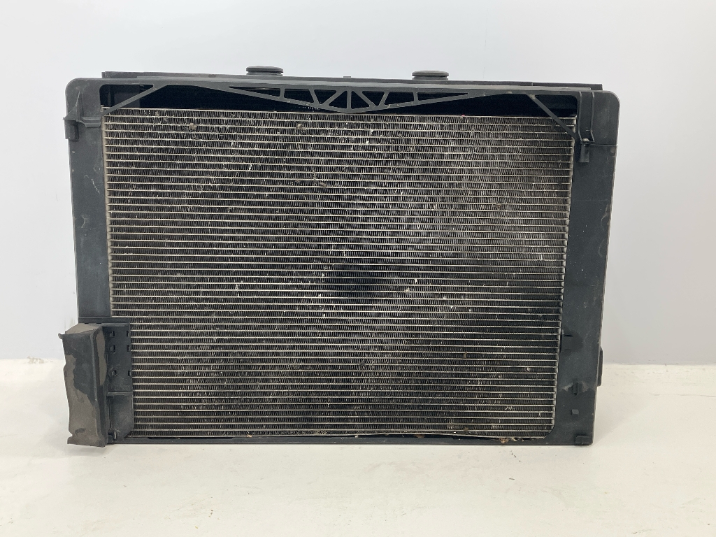 Pakiet chłodnicy bez tylnego zderzaka BMW 5er (F10) 520d xDrive  140 kW  190 PS (07.2014-10.2016)