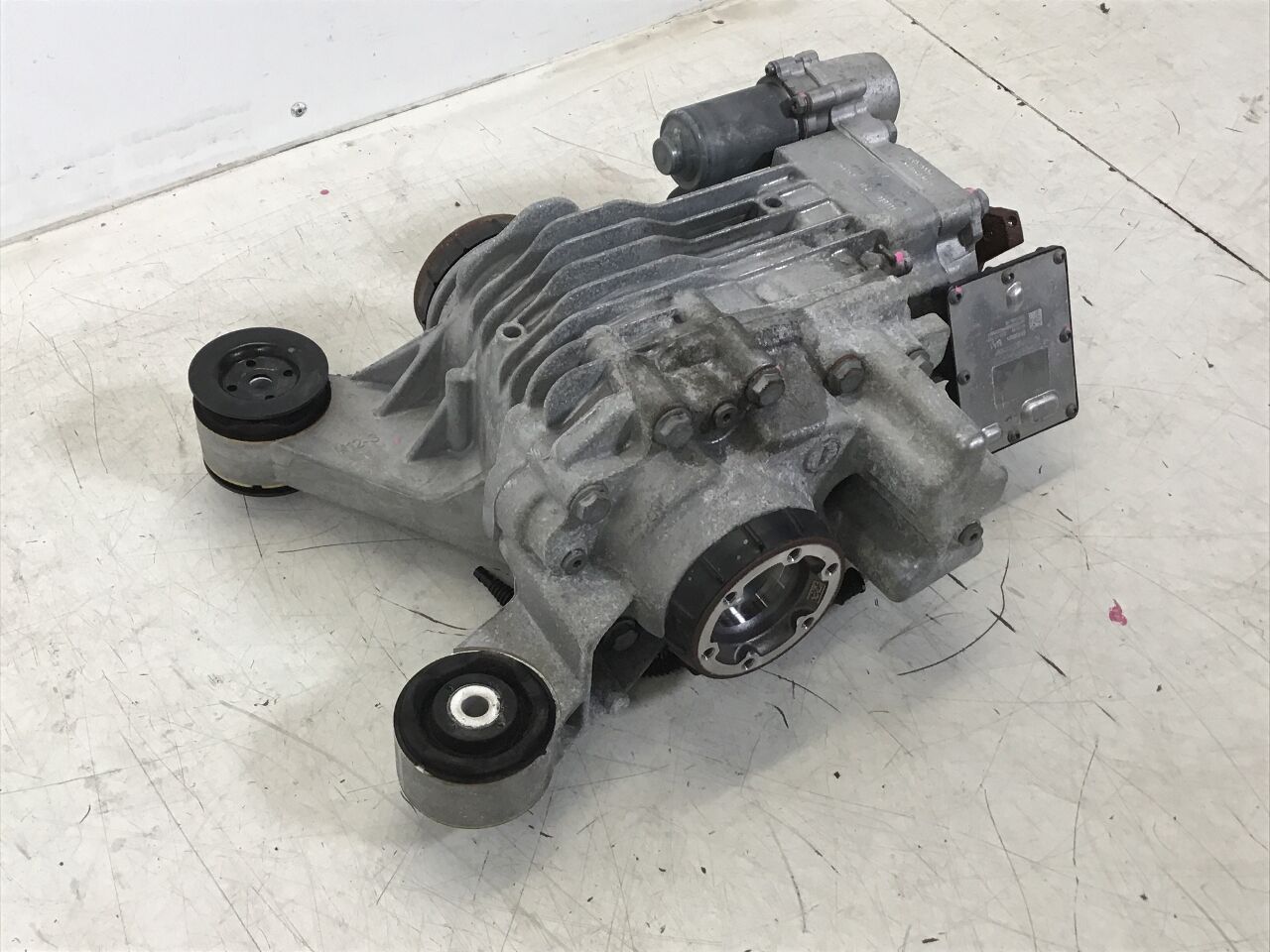 Rear axle gearbox AUDI Q3 (F3) 45 TFSI quattro  169 kW  230 PS (07.2018-> )