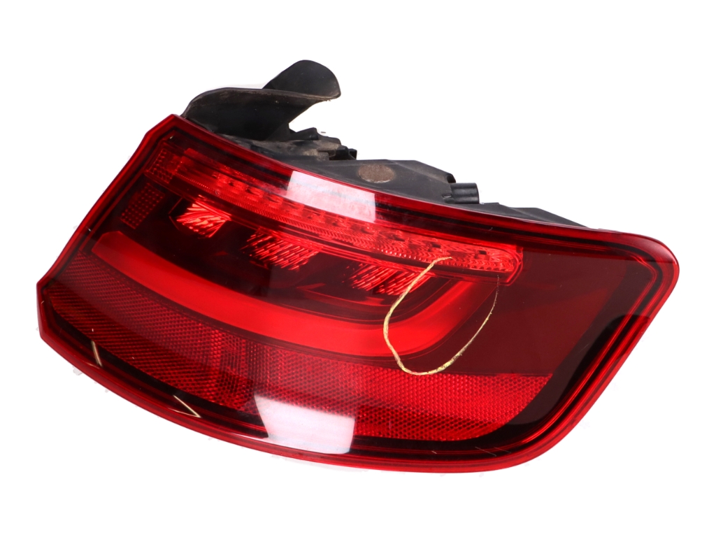 Tail-lamp right outside AUDI A3 Sportback (8V) RS3 quattro  270 kW  367 PS (03.2015-> ) Tail-lamp right outside AUDI A3 Sportback (8V) RS3 quattro  270 kW  367 PS (03.2015-> )