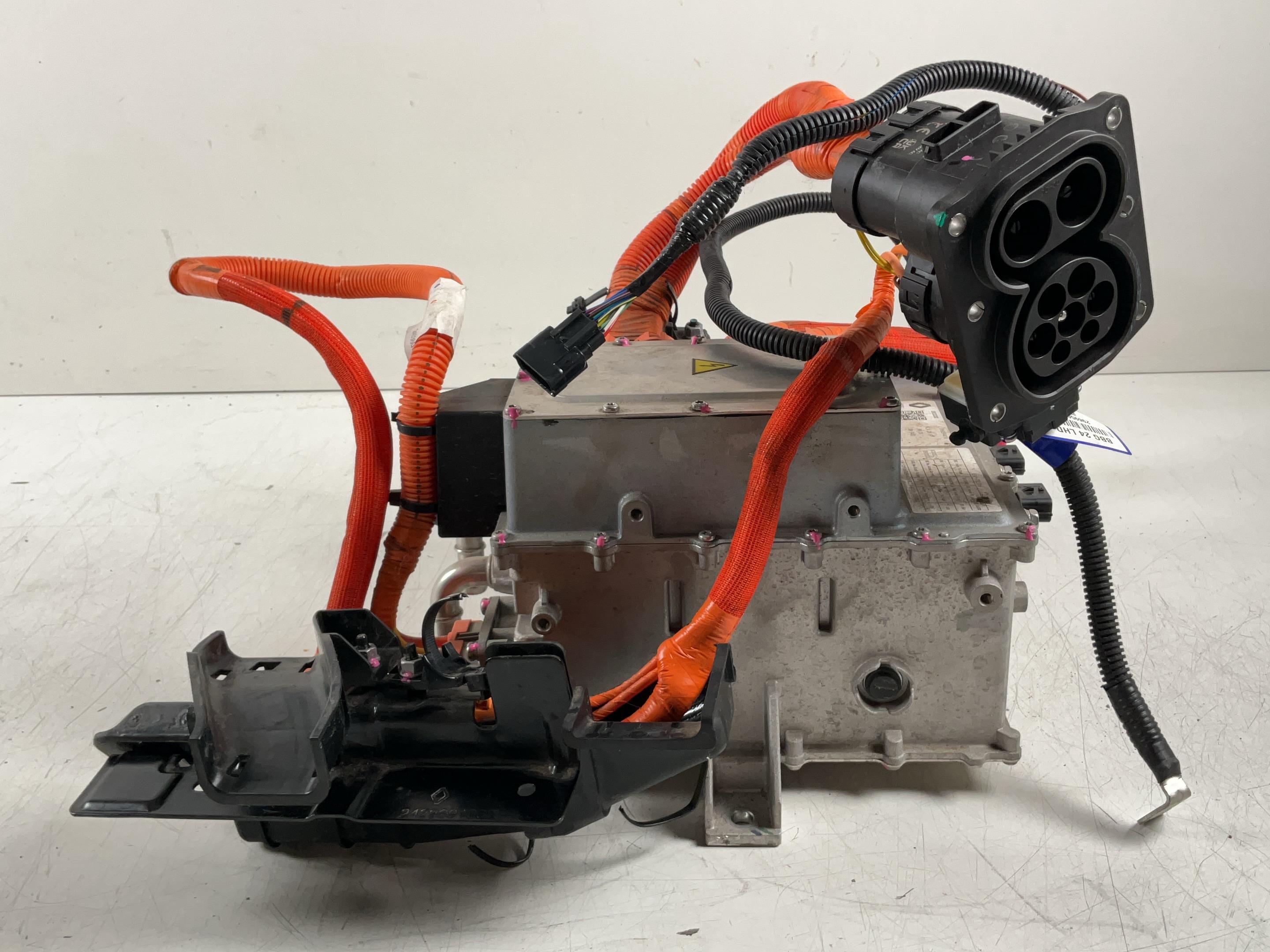Chargeur de batterie DACIA Spring Extreme Electric 65  48 kW  65 PS (12.2022-> )