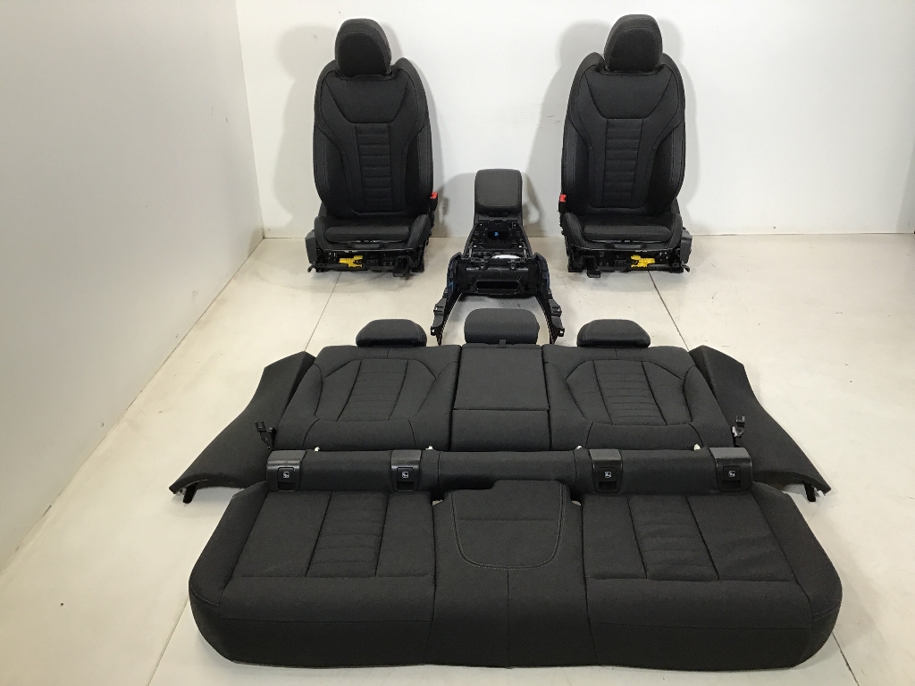 Innenausstattung BMW X3 (G01, F97) xDrive 30i  183 kW  249 PS (08.2017-> )