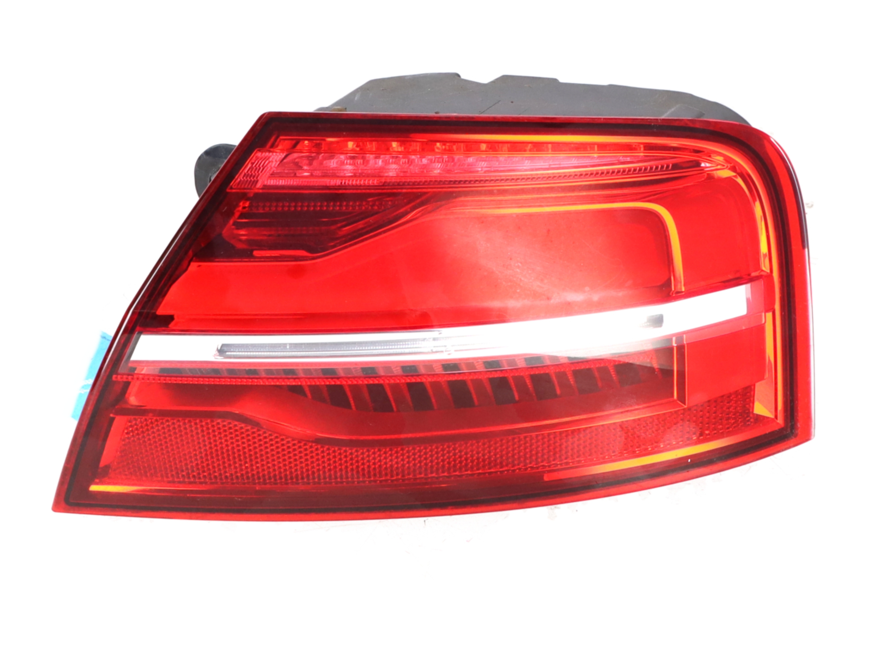 Tylne światło prawa zewnętrzna AUDI A8 (4H) 3.0 TDI quattro  190 kW  258 PS (10.2013-01.2018)