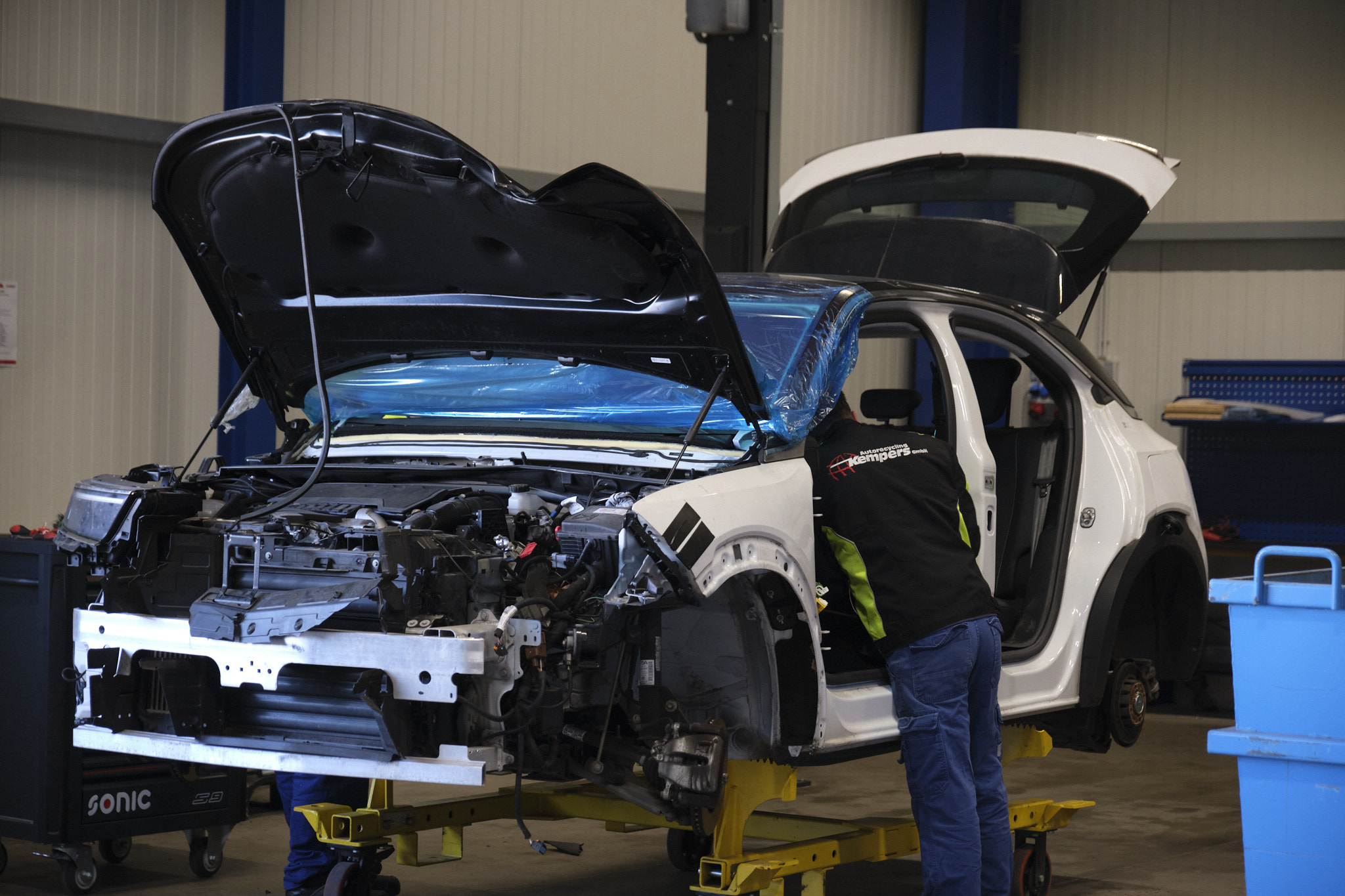 Wann lohnt sich eine Autoreparatur? Kosten, Wert & Entscheidungshilfe