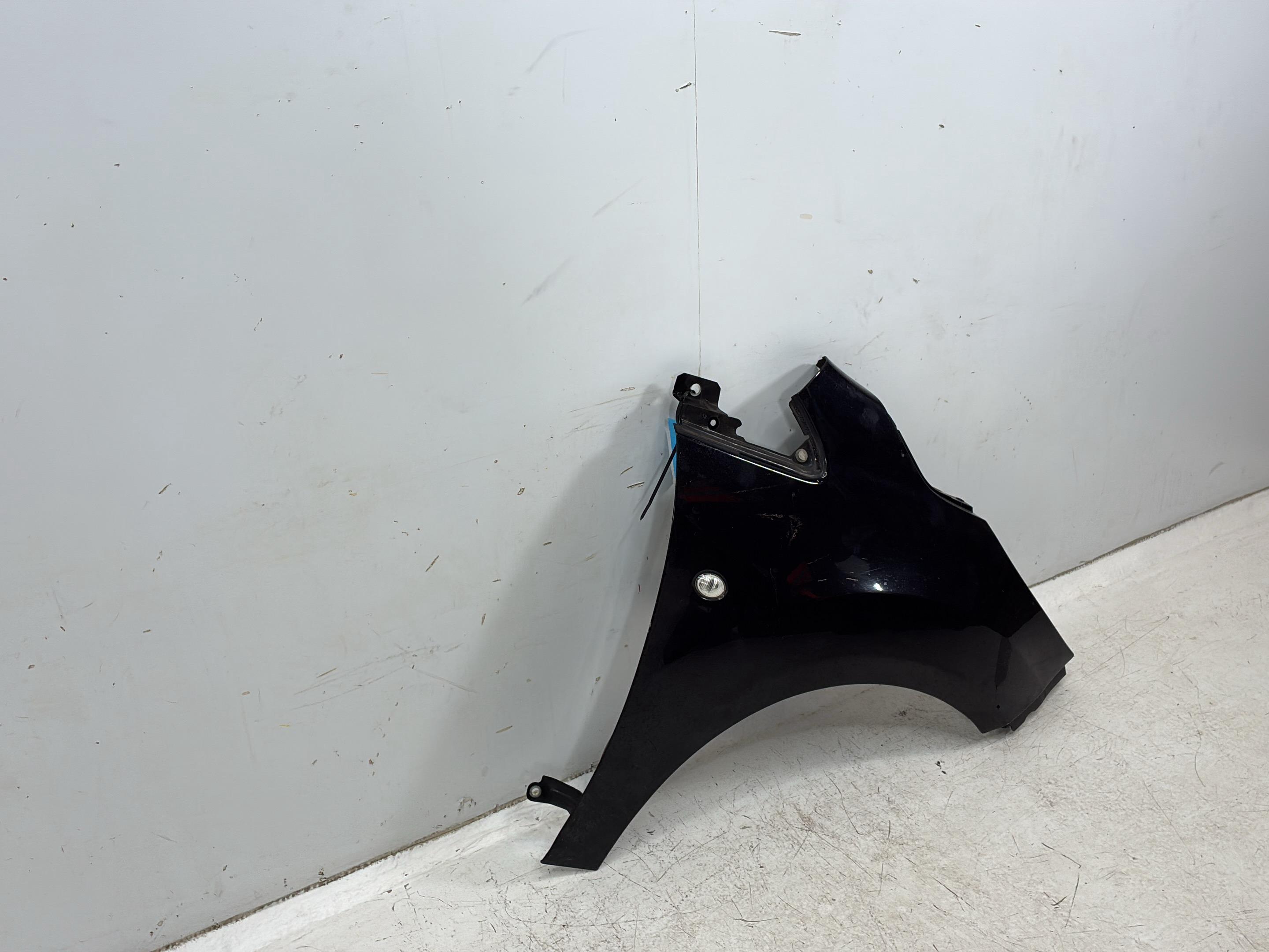 Aile avant droit FORD Ka (RU8) 1.2  51 kW  69 PS (10.2008-> )