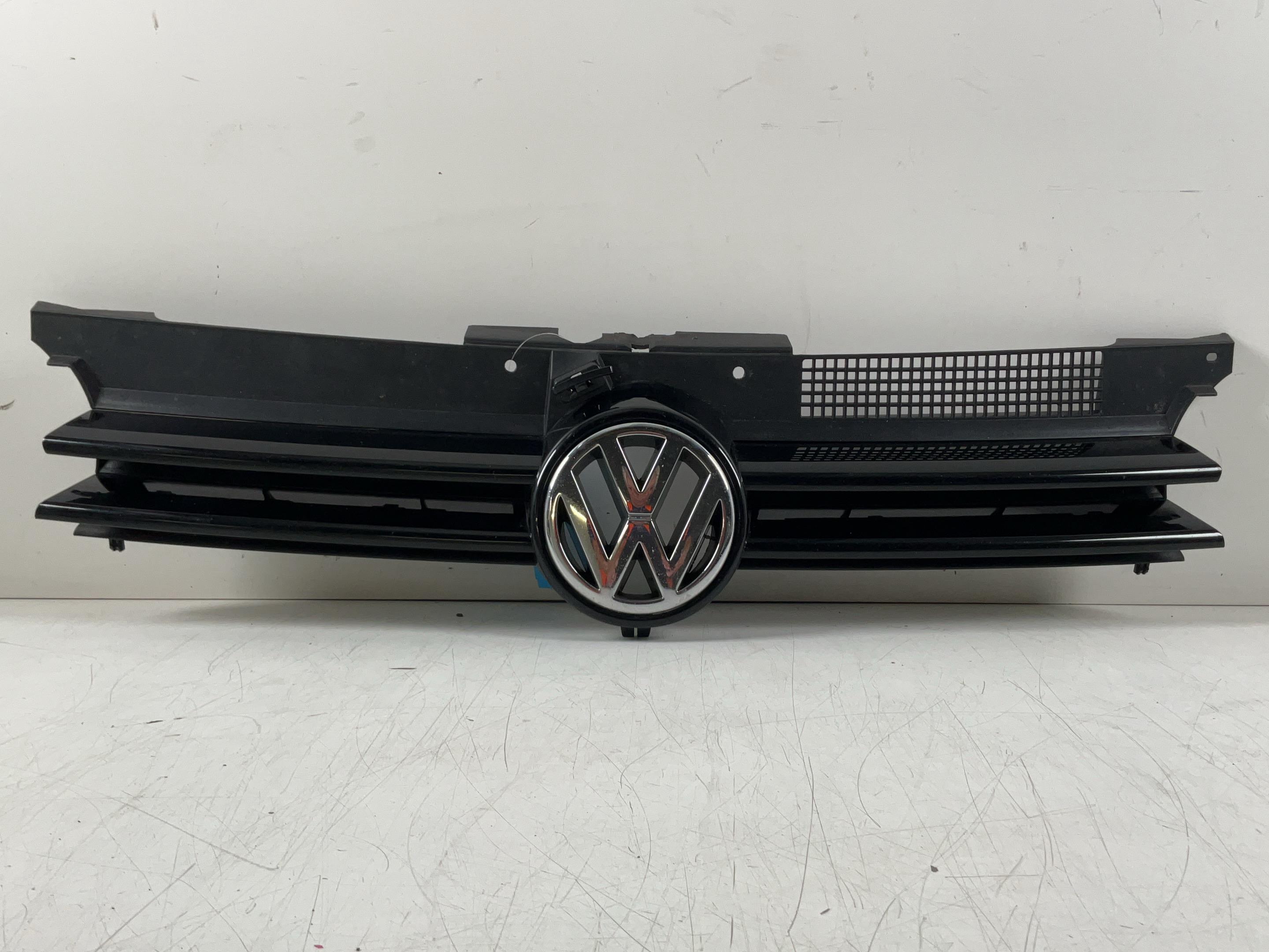 Kühlergrill VW Golf IV Variant (1J) 1.9 TDI  74 kW  101 PS (09.2000-06.2006)