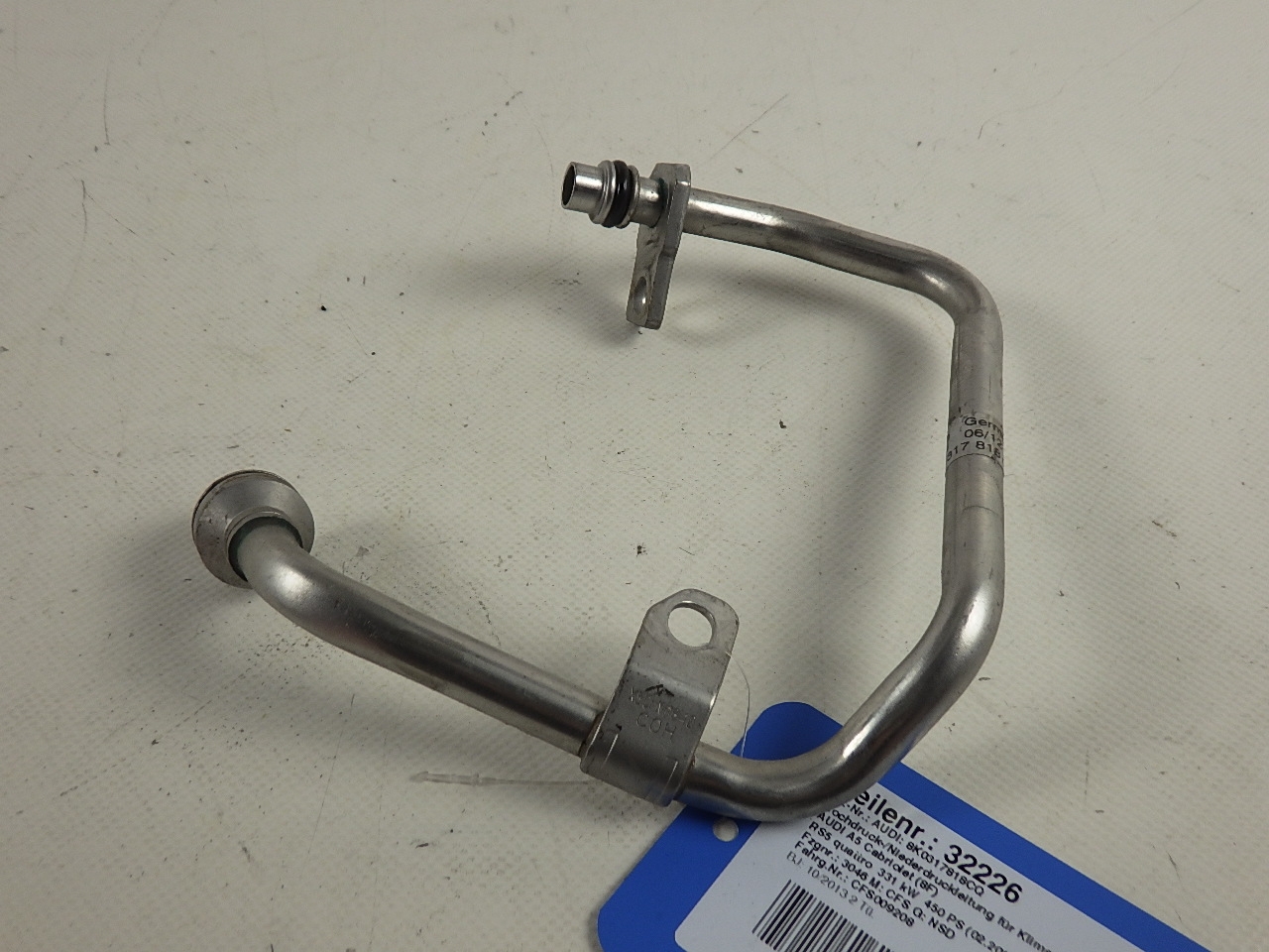 Conduite sous pression AUDI A5 Cabriolet (8F) RS5 quattro  331 kW  450 PS (11.2012-08.2015) Conduite sous pression AUDI A5 Cabriolet (8F) RS5 quattro  331 kW  450 PS (11.2012-08.2015)