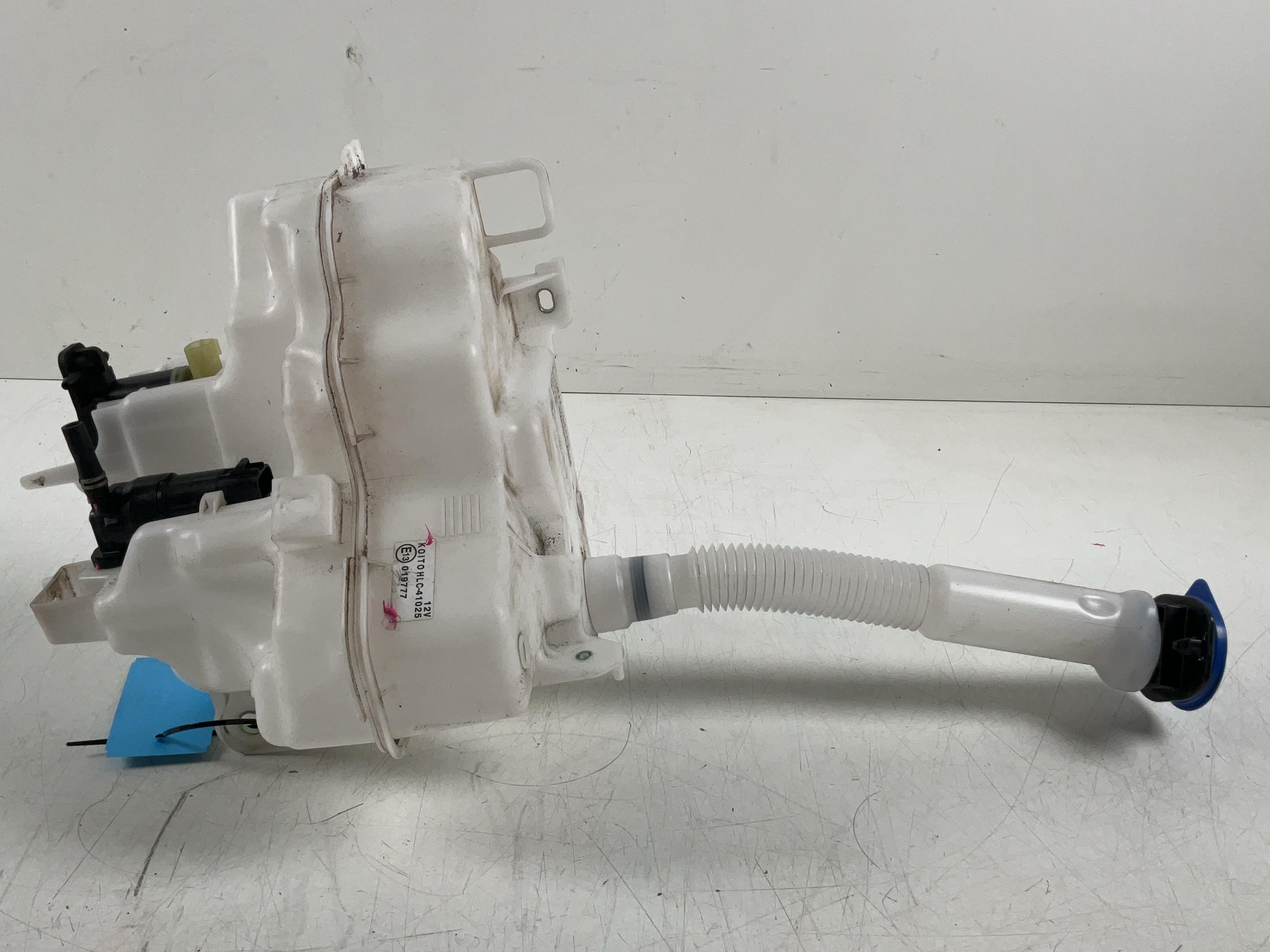 Réservoir lave-glace MAZDA MX-30 (DR) e-Skyactiv  107 kW  145 PS (05.2020-> )