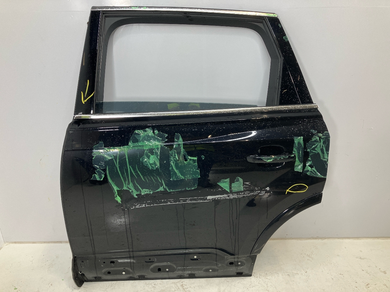 drzwi lewy tył AUDI Q7 (4M) 3.0 TDI  200 kW  272 PS (06.2015-> )