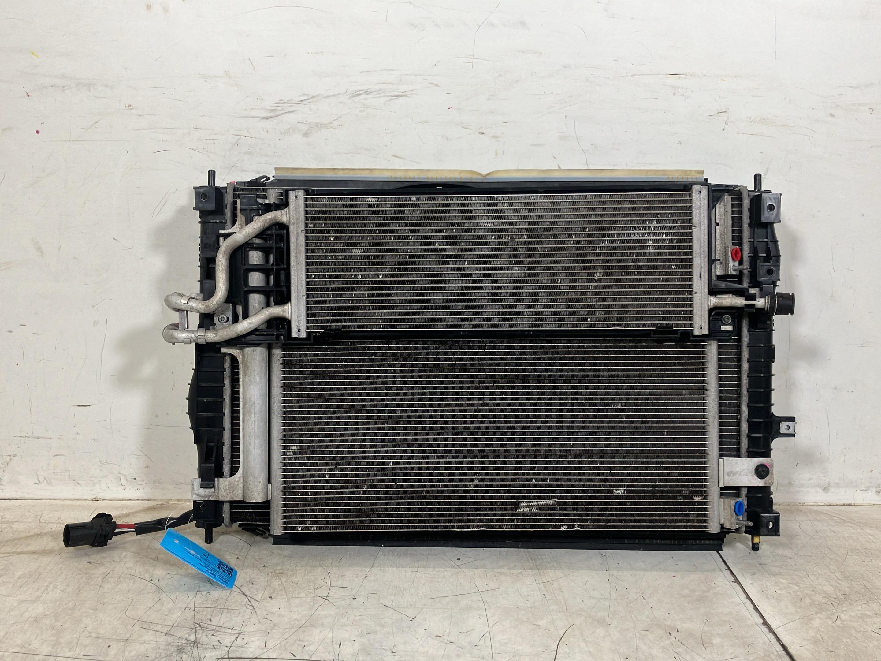 Paquet de radiateurs sans support de serrure OPEL Vivaro C Kasten (K0) Vivaro-e HYDROGEN  100 kW  136 PS (10.2024-> )