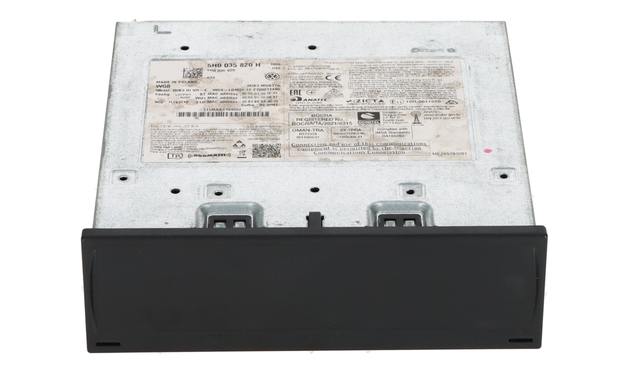 Headunit (Multimedia) VW Golf VIII (CD) 2.0 TSI R 4motion  235 kW  320 PS (09.2020-> ) Headunit (Multimedia) VW Golf VIII (CD) 2.0 TSI R 4motion  235 kW  320 PS (09.2020-> )