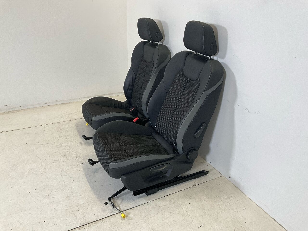 Interior equipment AUDI A1 Sportback (GBA) 30 TFSI  85 kW  116 PS (07.2018-> )