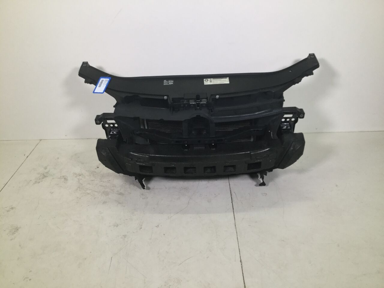 Cooling package with radiator support VW Passat CC B6 (357) 2.0 BlueTDI  105 kW  143 PS (05.2009-11.2010)