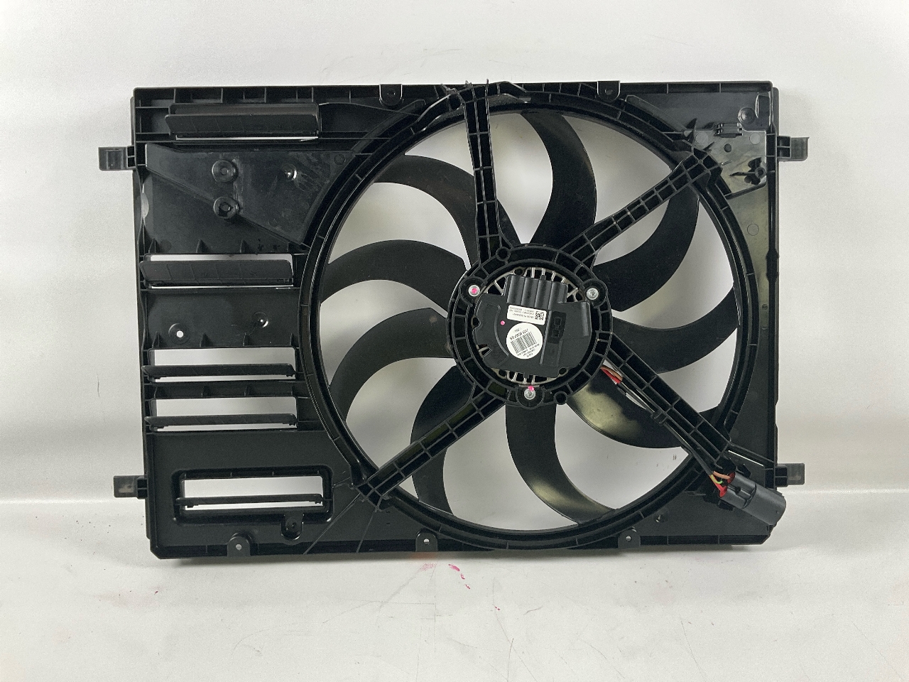 Elektrolüfter FORD Focus IV (HN) 1.5 EcoBoost  134 kW  182 PS (09.2018-> ) Elektrolüfter FORD Focus IV (HN) 1.5 EcoBoost  134 kW  182 PS (09.2018-> )