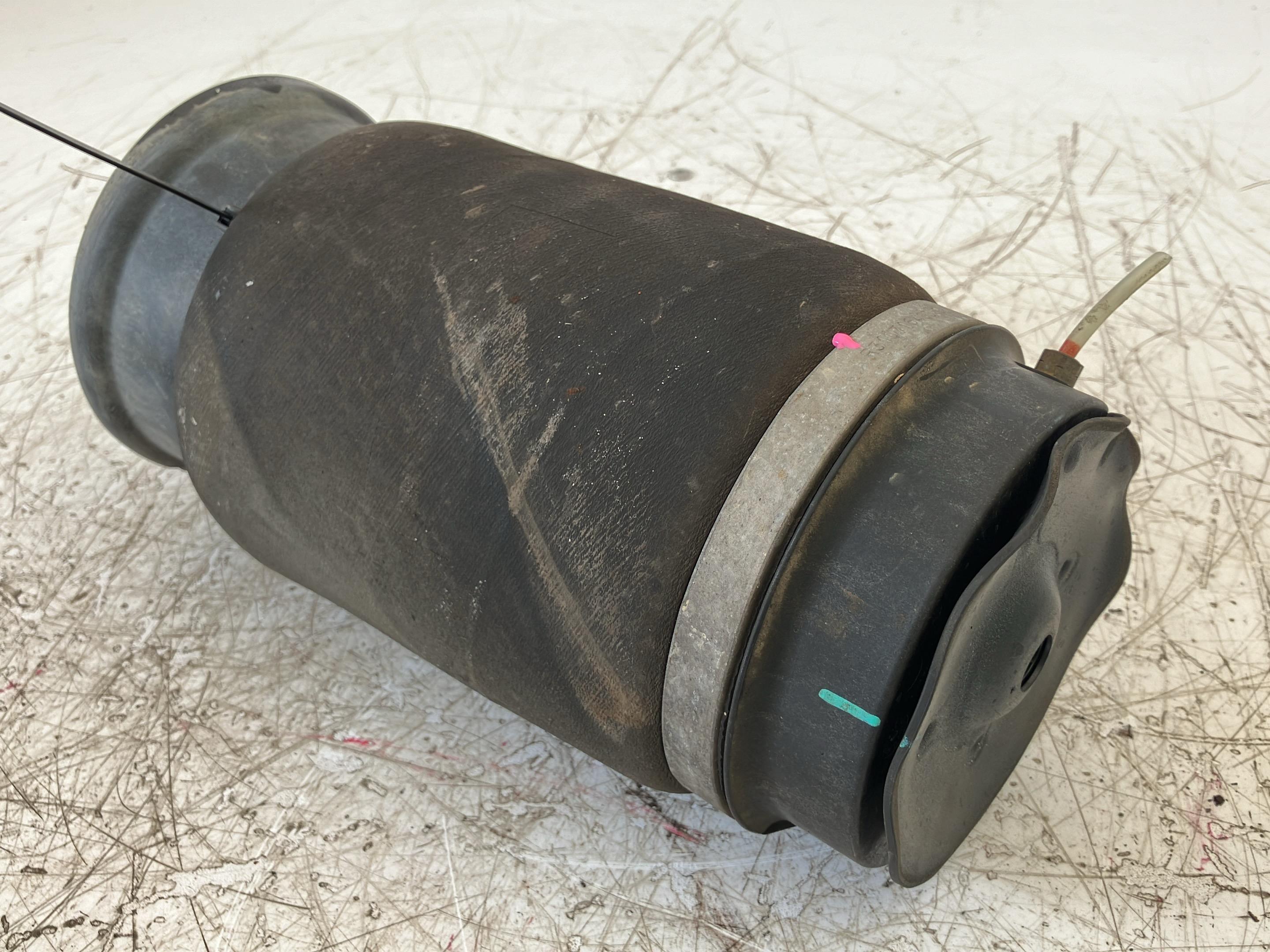 Air suspension damper right rear MERCEDES-BENZ GLE (W166) AMG 63 4-matic  410 kW  557 PS (04.2015-> )