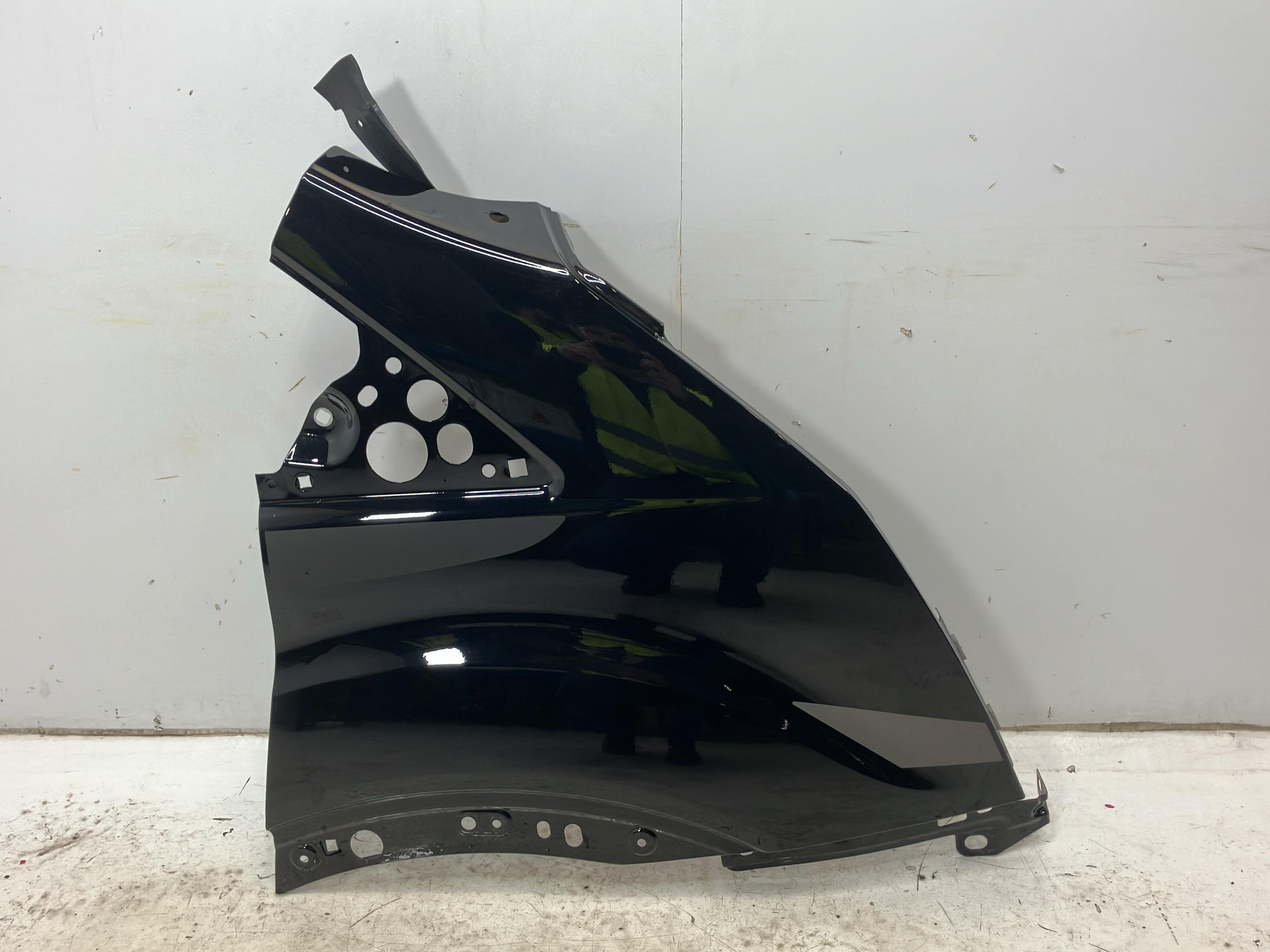 Aile avant droit FORD Transit V363 Bus (FAD, FBD) 2.0 EcoBlue  121 kW  165 PS (07.2023-> )