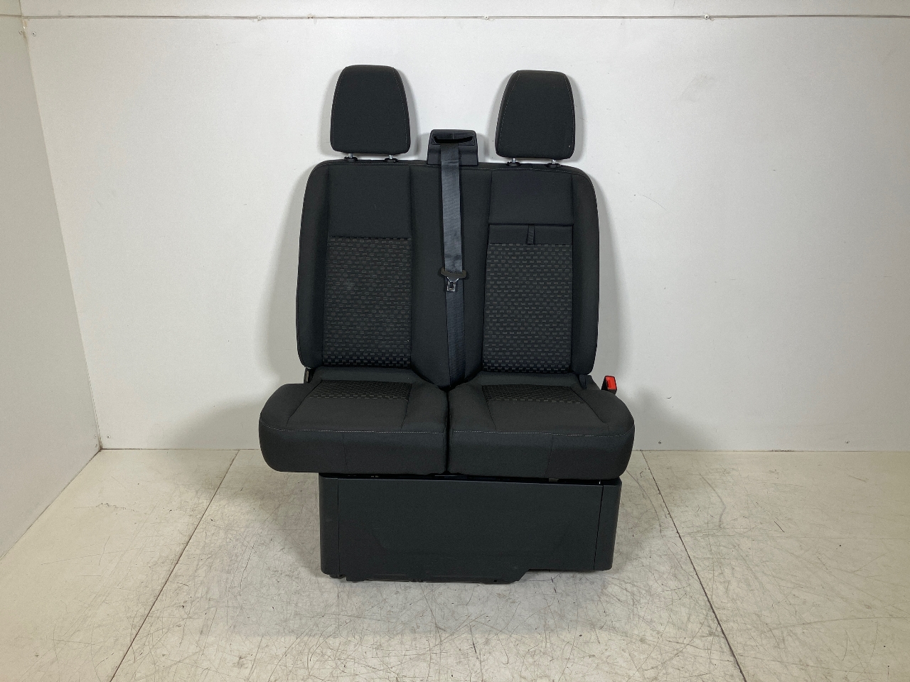 Scaun dreapta față FORD Transit V363 Bus (FAD, FBD) 2.0 TDCi  125 kW  170 PS (03.2016-> )