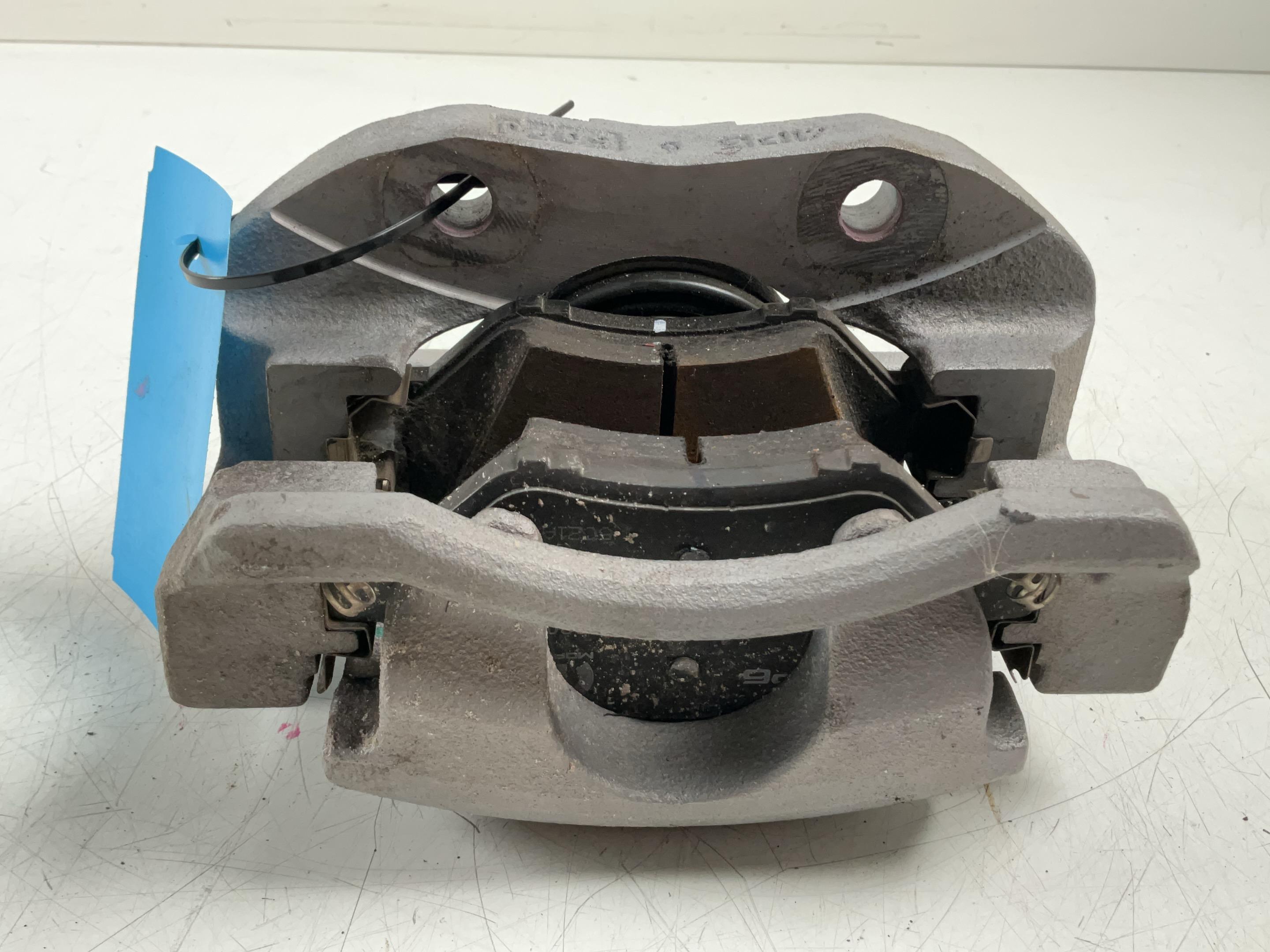 Bremssattel rechts vorne OPEL Corsa F (P2JO) 1.2  74 kW  101 PS (07.2019-> )
