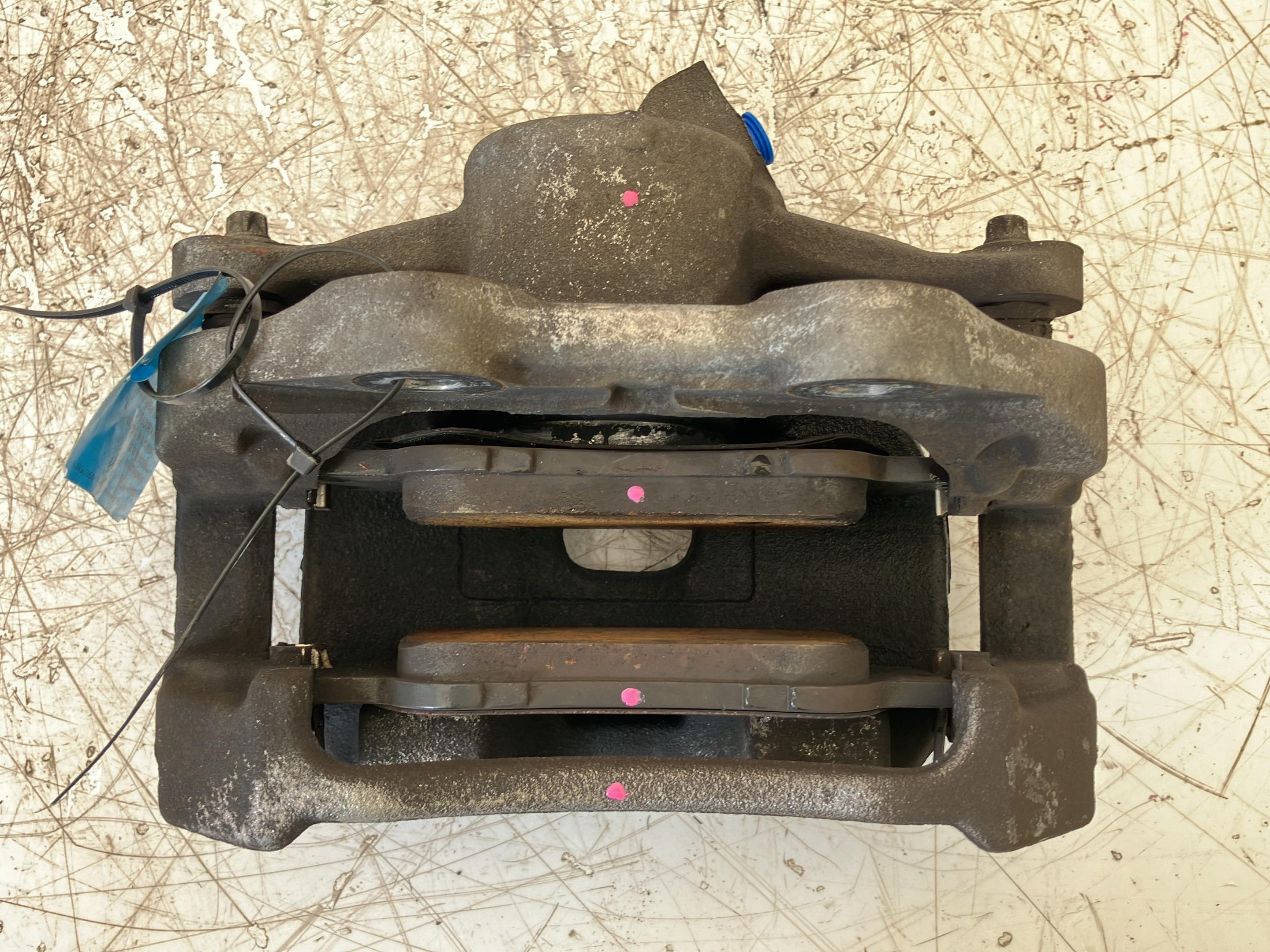 Brake caliper right front CITROEN C4 III (BA, BB, BC) 1.2 PureTech 130  96 kW  130 PS (10.2020-> )
