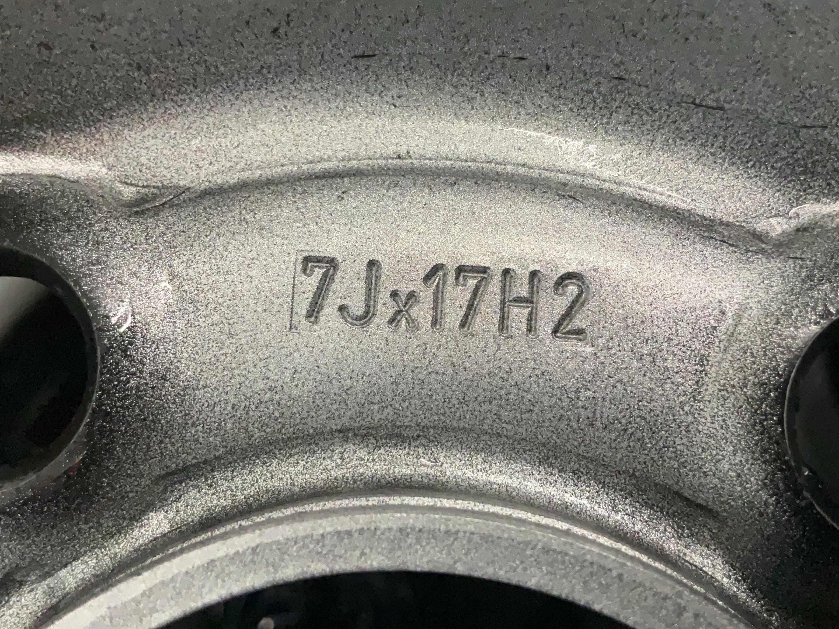 Entire wheel PEUGEOT Expert III Kasten (V) E-Expert Hydrogen  100 kW  136 PS (10.2024-> )