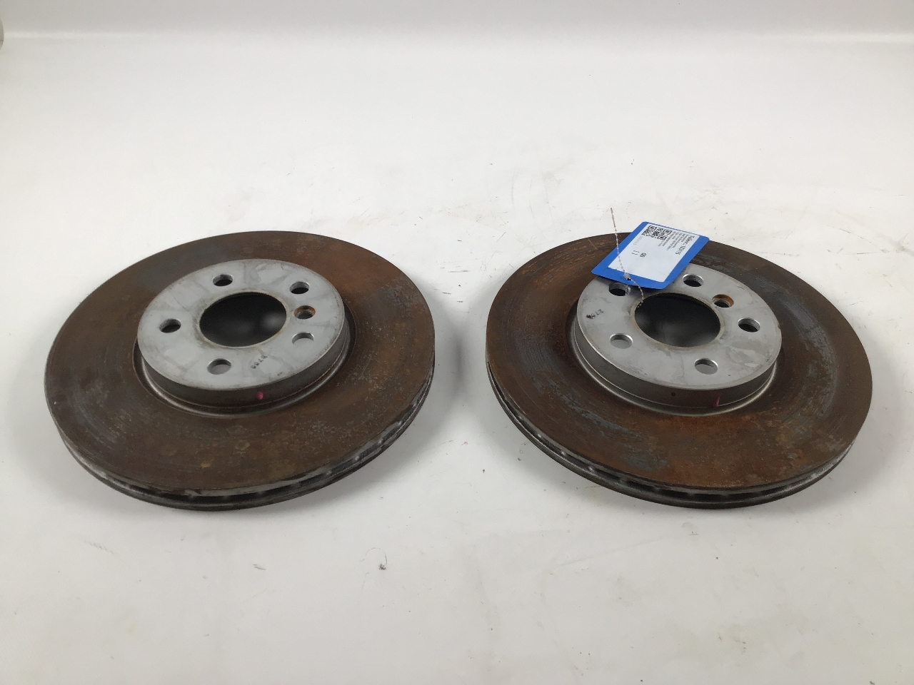 Bremsscheibe BMW 2er Gran Coupe (F44) 218d  110 kW  150 PS (07.2020-> ) Bremsscheibe BMW 2er Gran Coupe (F44) 218d  110 kW  150 PS (07.2020-> )
