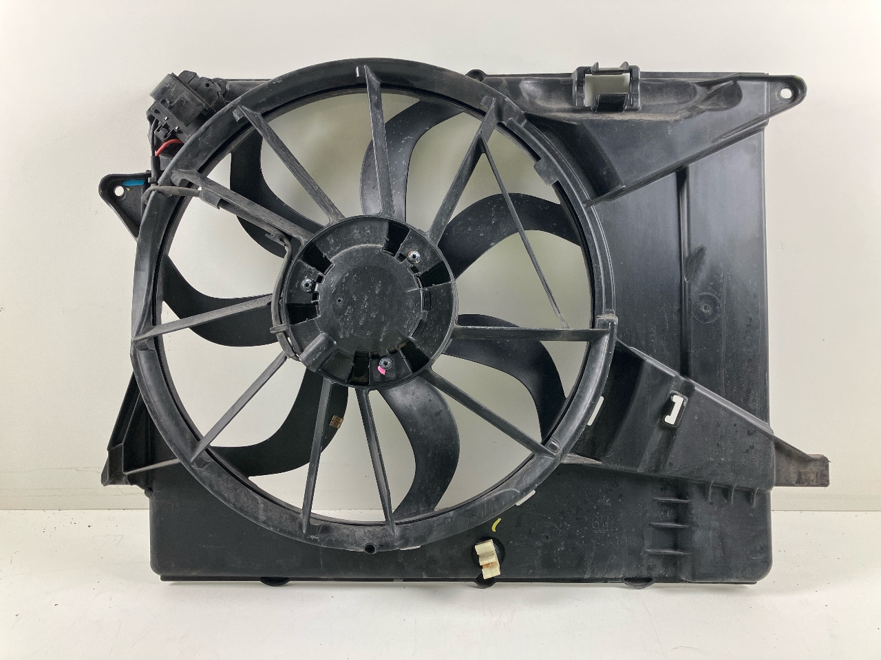 Ventilator electric OPEL Mokka / Mokka X (J13) 1.7 CDTI 4x4  96 kW  131 PS (06.2012-06.2015)