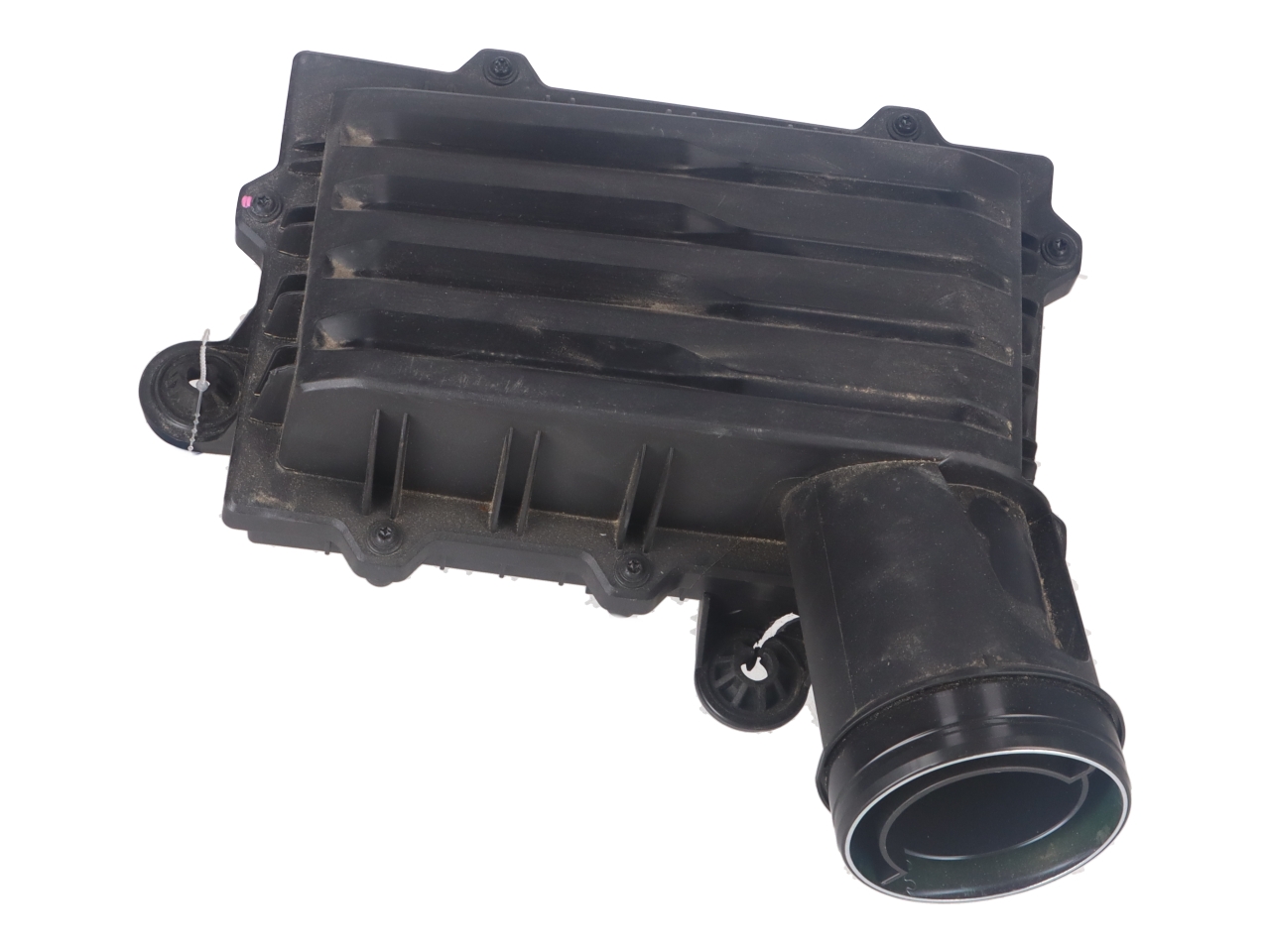 Housing air filter AUDI A3 Sportback (8Y) 30 TFSI  81 kW  110 PS (06.2020-> ) Housing air filter AUDI A3 Sportback (8Y) 30 TFSI  81 kW  110 PS (06.2020-> )