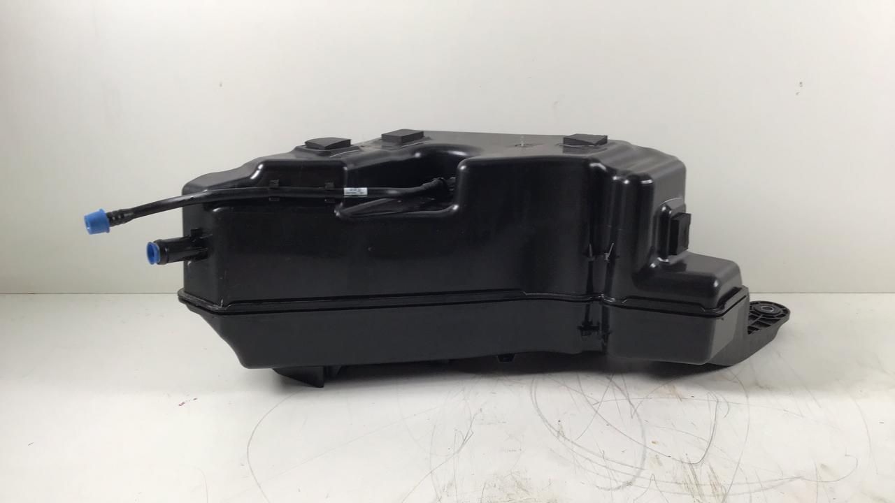 Réservoir AdBlue BMW X5 (G05, F95) xDrive 30d Mild-Hybrid  210 kW  286 PS (08.2020-> )