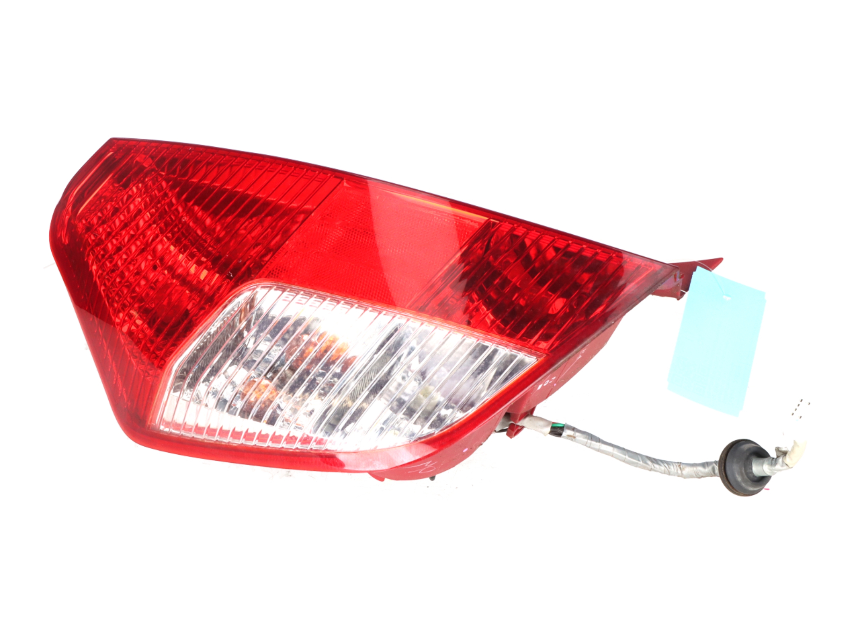 Achterlicht links buiten HYUNDAI i10 (PA) 1.1  49 kW  67 PS (01.2008-12.2013)