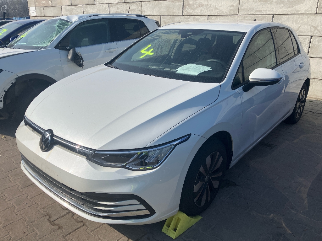 VW Golf VIII (CD) 1.0 TSI