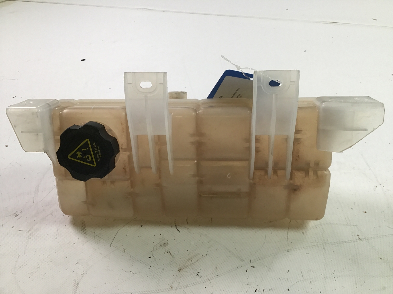 Ausgleichsbehälter TESLA Model S (5YJS) 75D AWD  386 kW  525 PS (06.2016-> ) Ausgleichsbehälter TESLA Model S (5YJS) 75D AWD  386 kW  525 PS (06.2016-> )