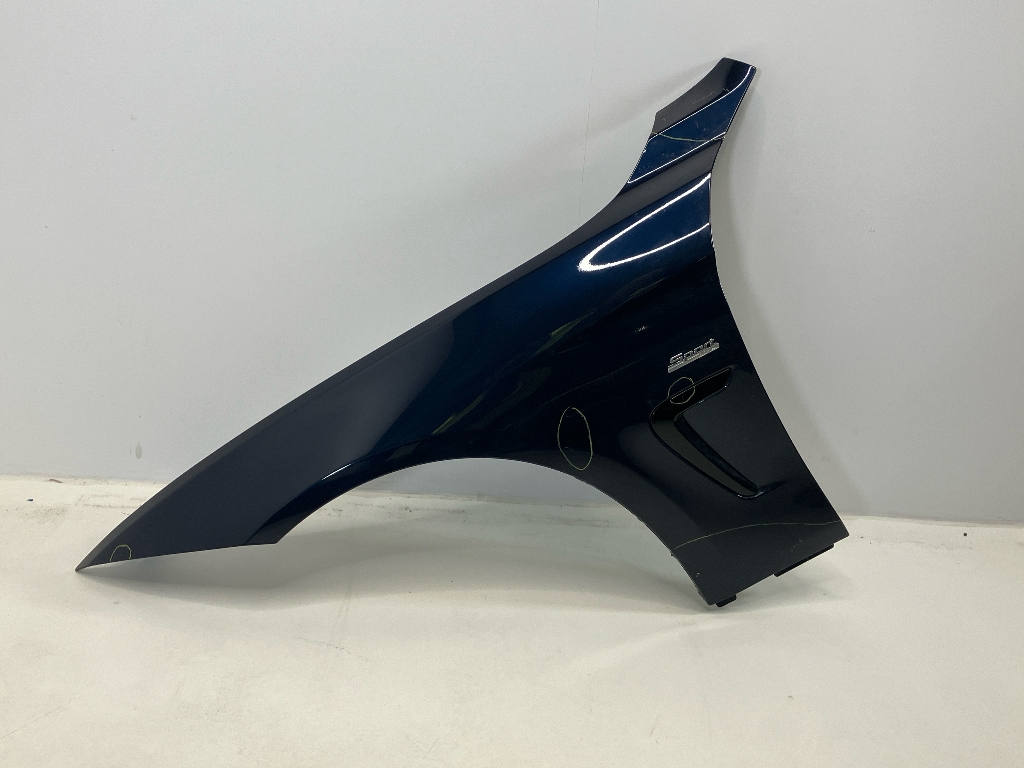 Kotflügel links vorne BMW 4er Gran Coupe (F36) 420d xDrive  135 kW  184 PS (03.2014-03.2015) Kotflügel links vorne BMW 4er Gran Coupe (F36) 420d xDrive  135 kW  184 PS (03.2014-03.2015)